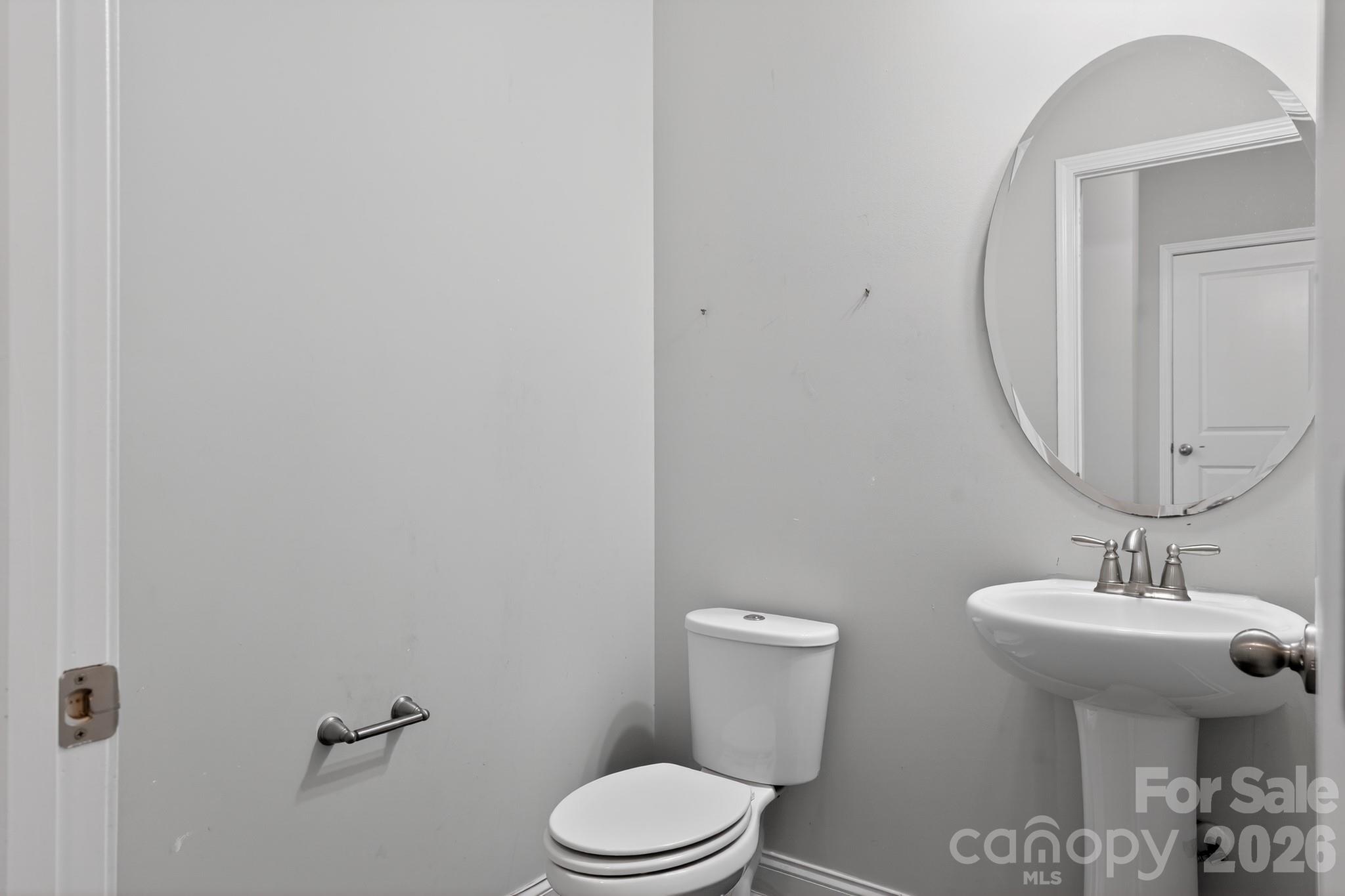 Single Family Residence at 2392 Palmdale Walk Drive, Fort Mill, photo 10 of 16