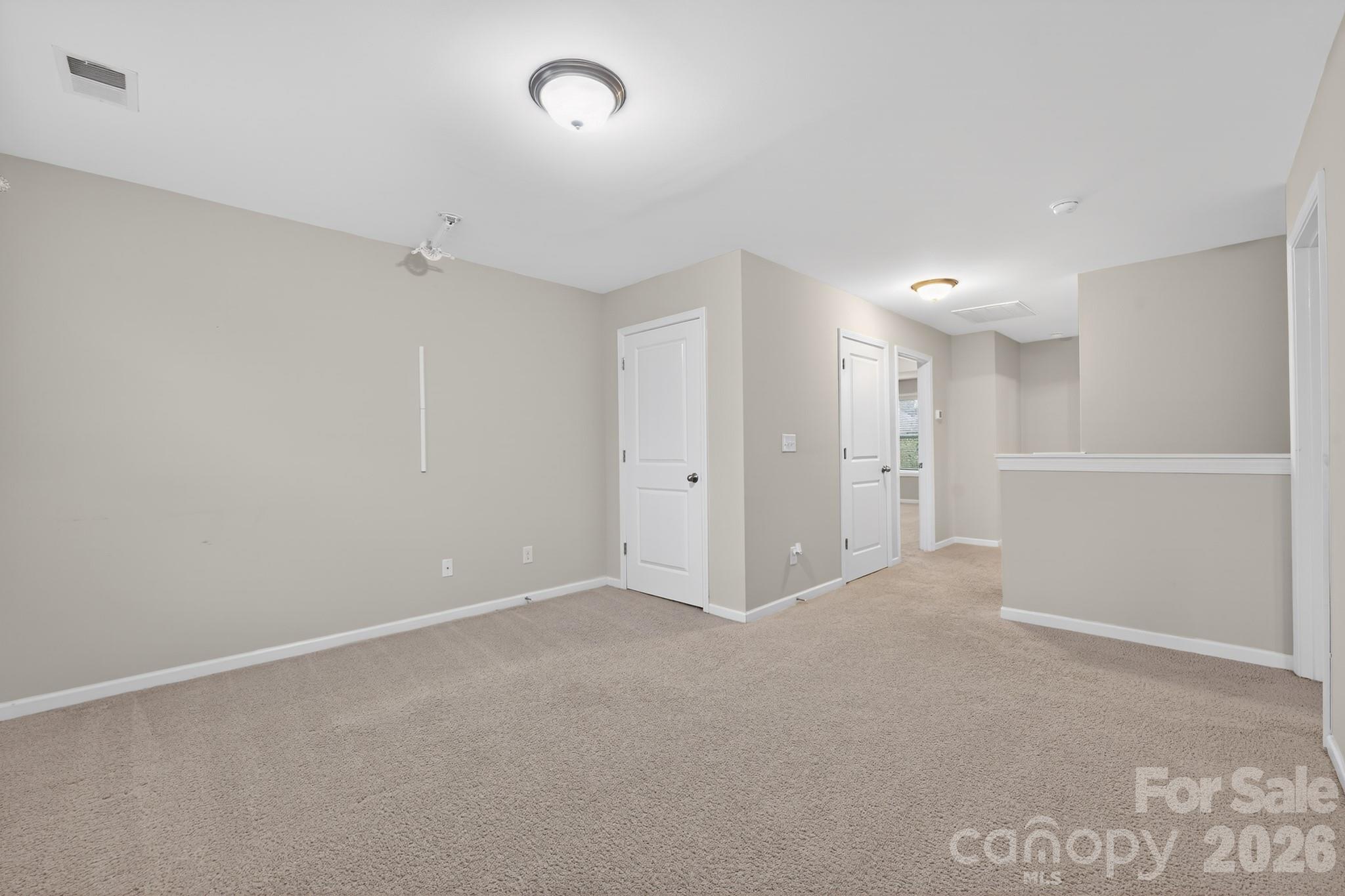 Single Family Residence at 2392 Palmdale Walk Drive, Fort Mill, photo 11 of 16