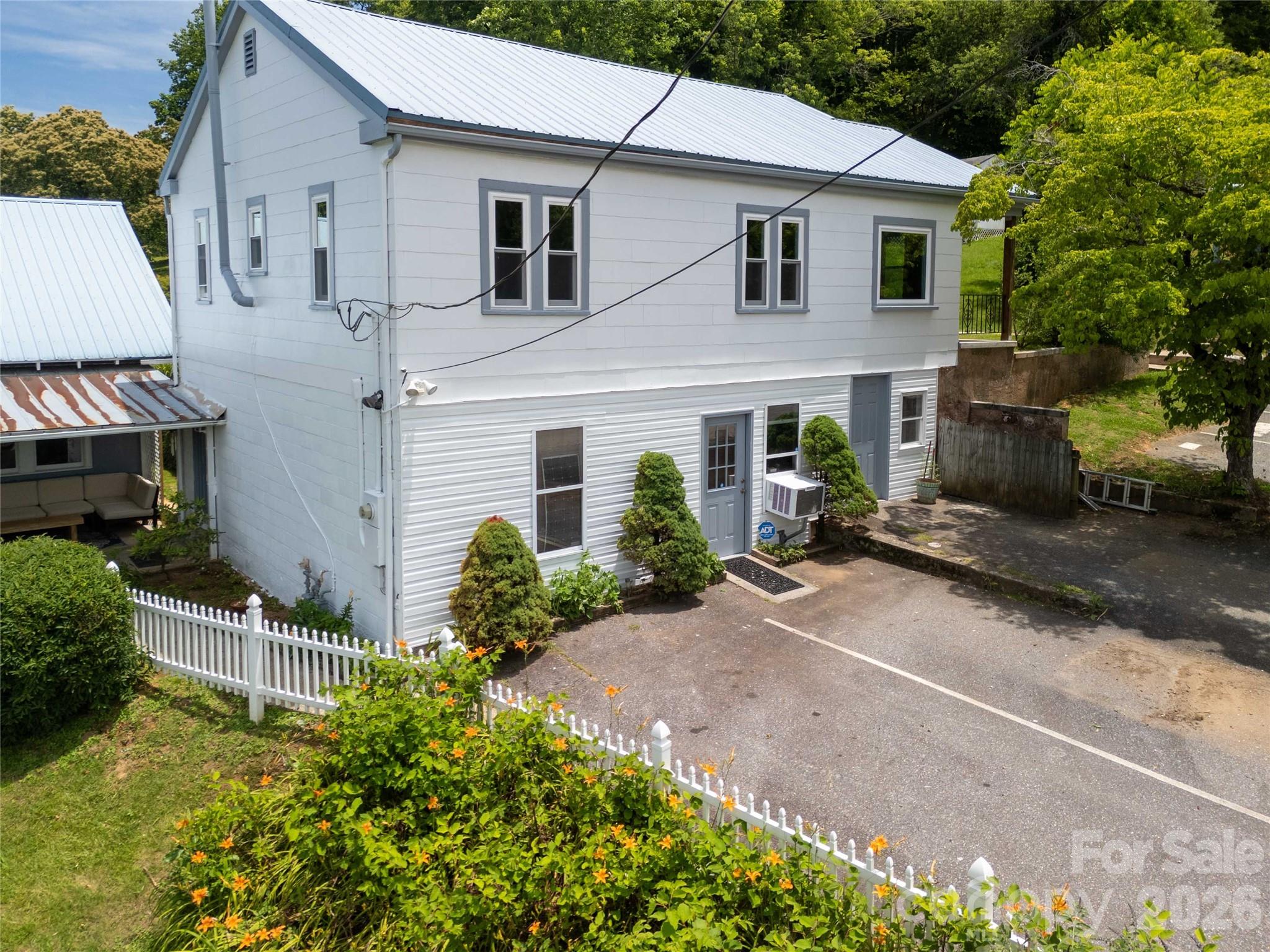Single Family Residence at 800 Main Street, Bryson City, photo 27 of 42