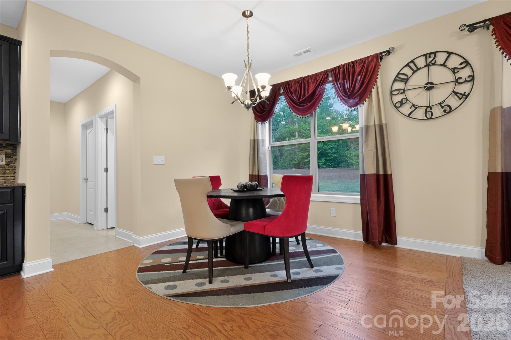 Single Family Residence at 726 Lingfield Lane, Waxhaw, photo 25 of 47
