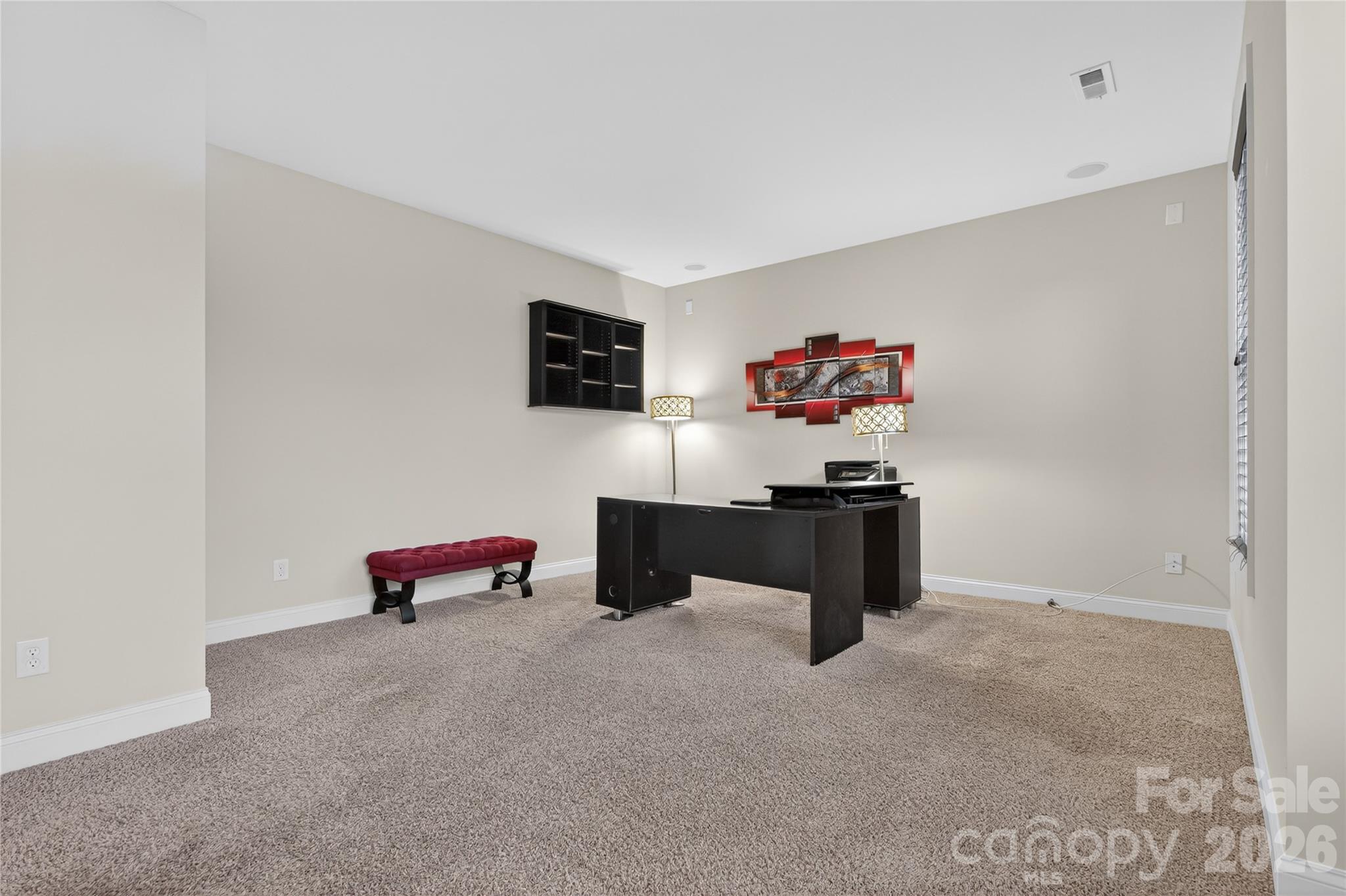 Single Family Residence at 726 Lingfield Lane, Waxhaw, photo 17 of 47