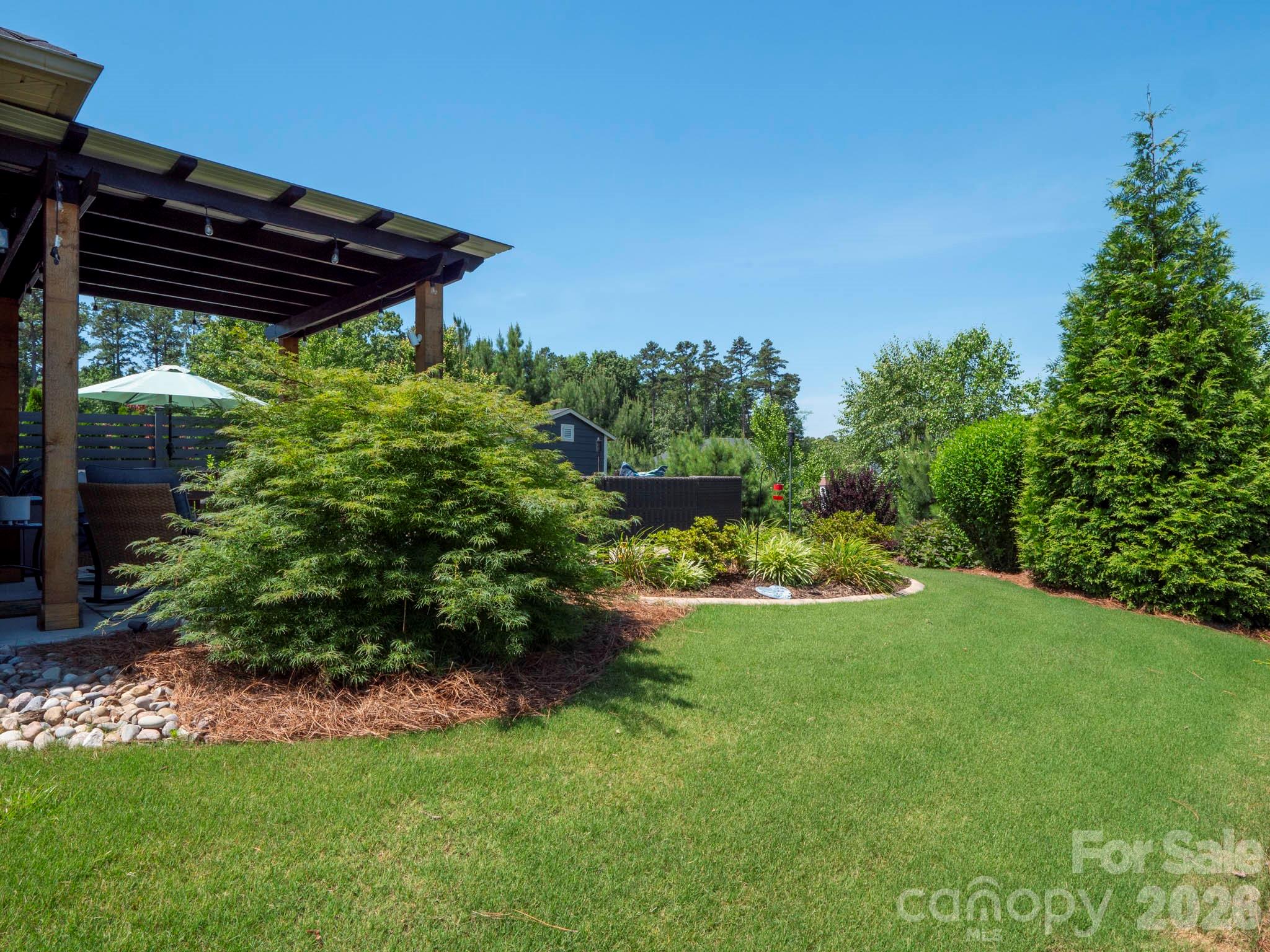 Single Family Residence at 1023 Ellington Downs Way, Monroe, photo 3 of 41