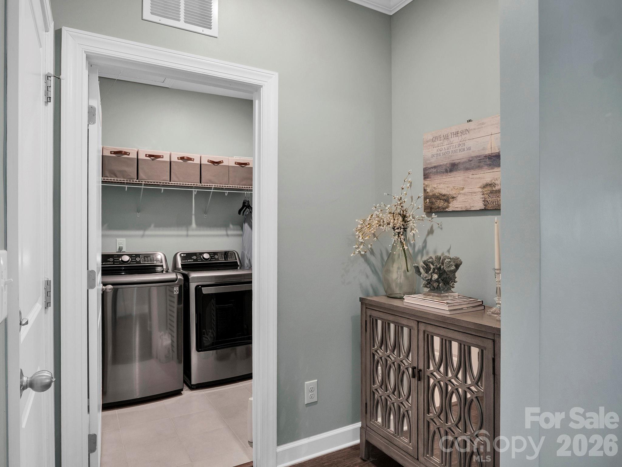Single Family Residence at 1023 Ellington Downs Way, Monroe, photo 27 of 41