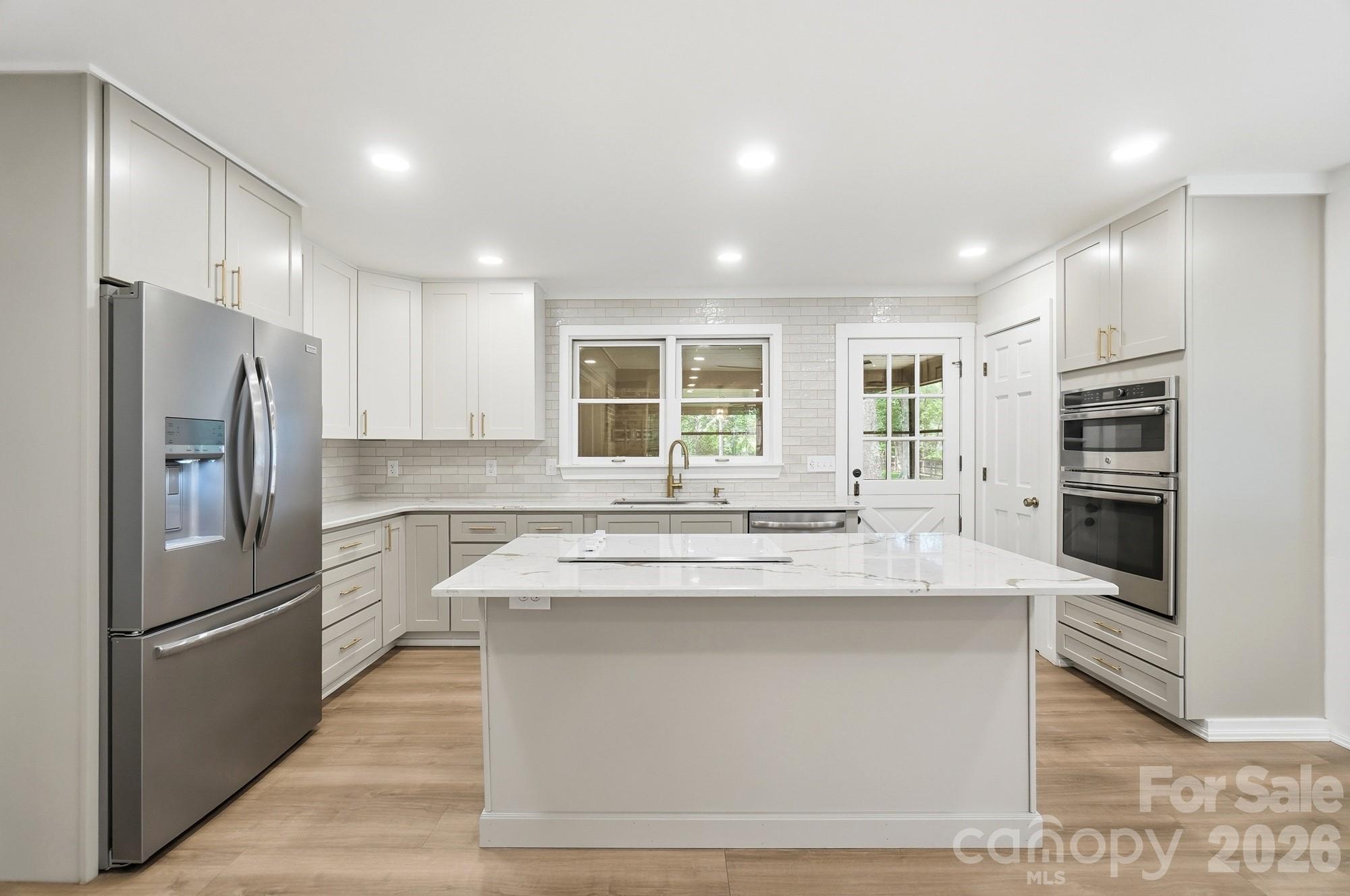 Single Family Residence at 4020 Glen Haven Drive SW, Concord, photo 12 of 48