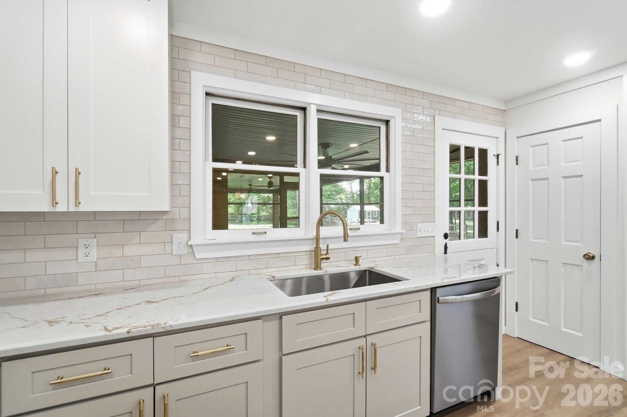 Single Family Residence at 4020 Glen Haven Drive SW, Concord, photo 13 of 48