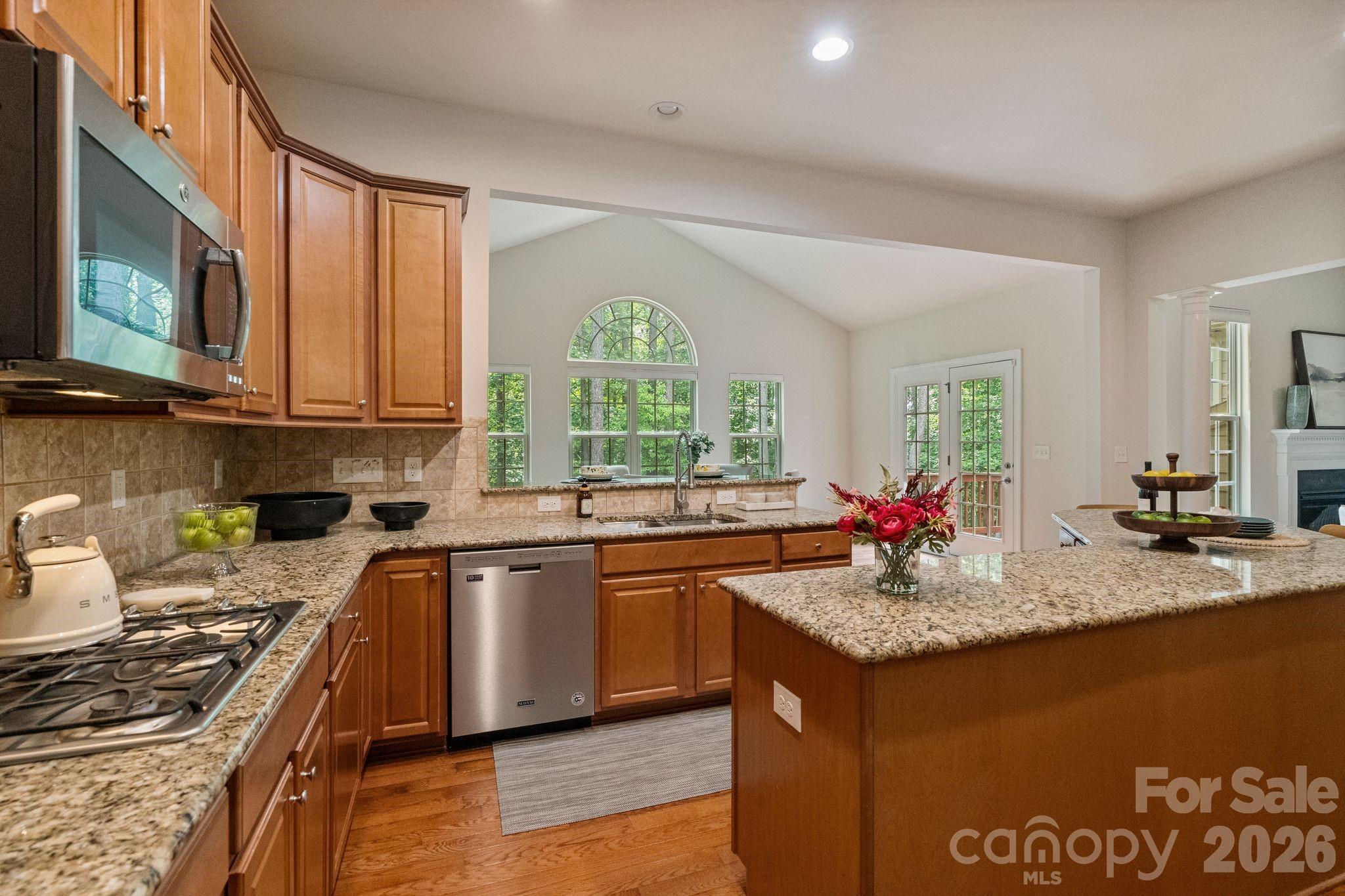 Single Family Residence at 237 Ashmore Circle, Troutman, photo 25 of 48