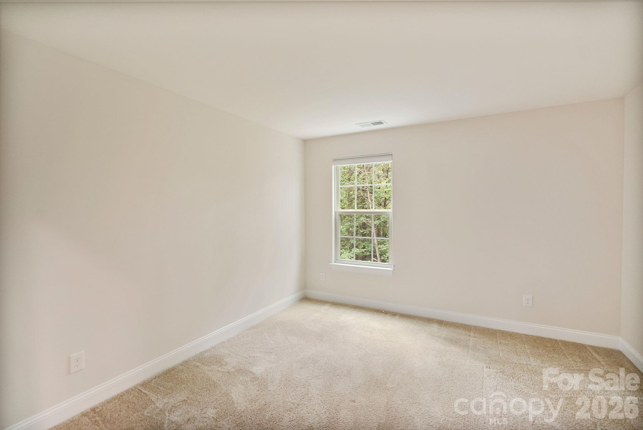Single Family Residence at 237 Ashmore Circle, Troutman, photo 38 of 48