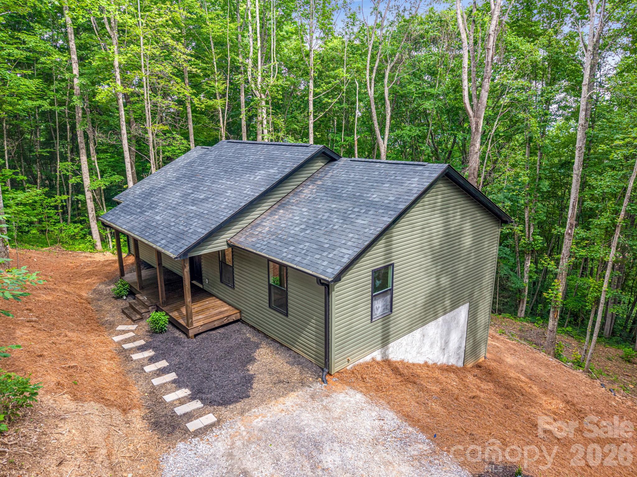 Single Family Residence at 1282 Old Country Road, Waynesville, photo 2 of 22
