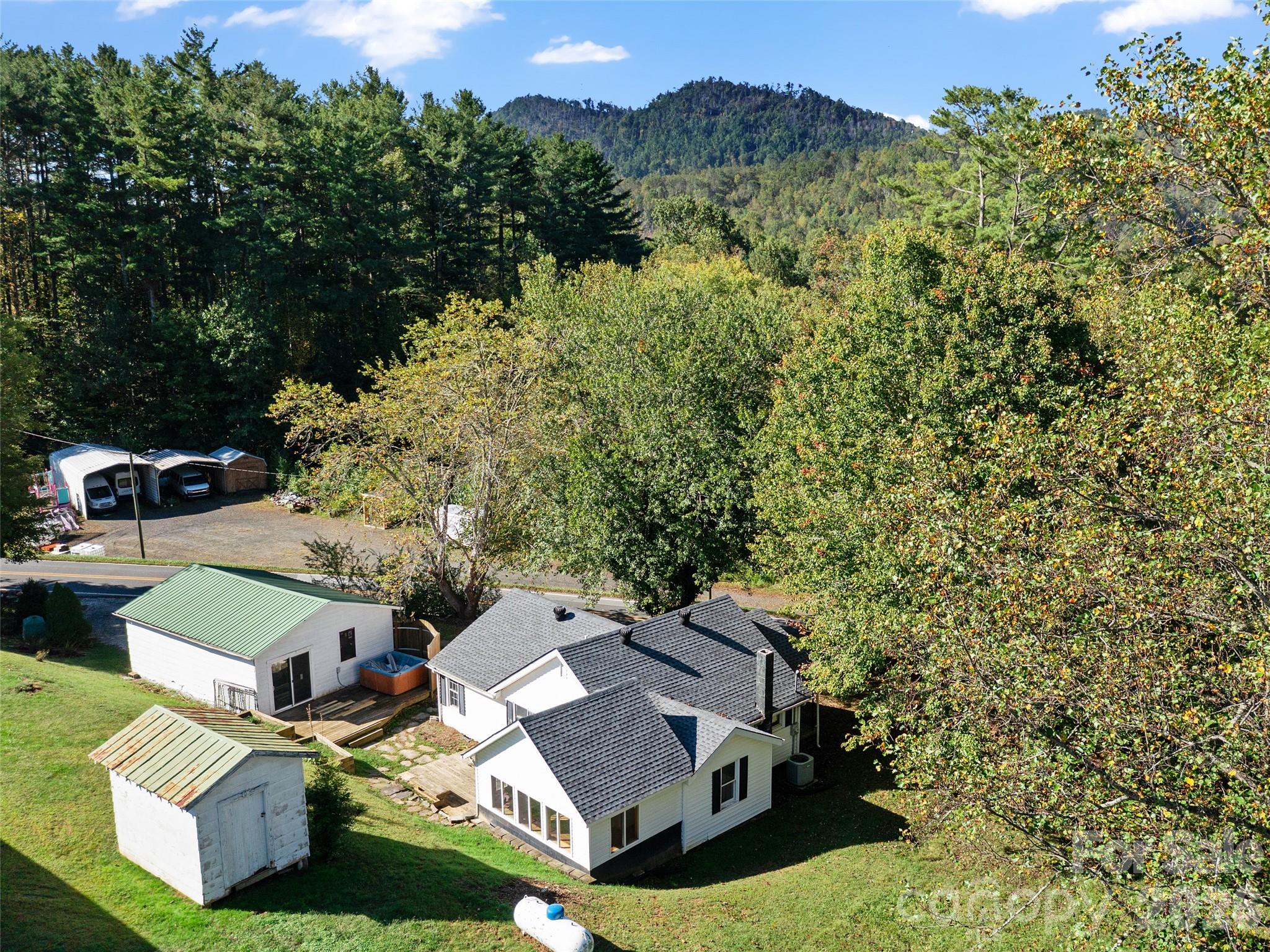Single Family Residence at 370 Bear Creek Church Road, Bakersville, photo 2 of 19