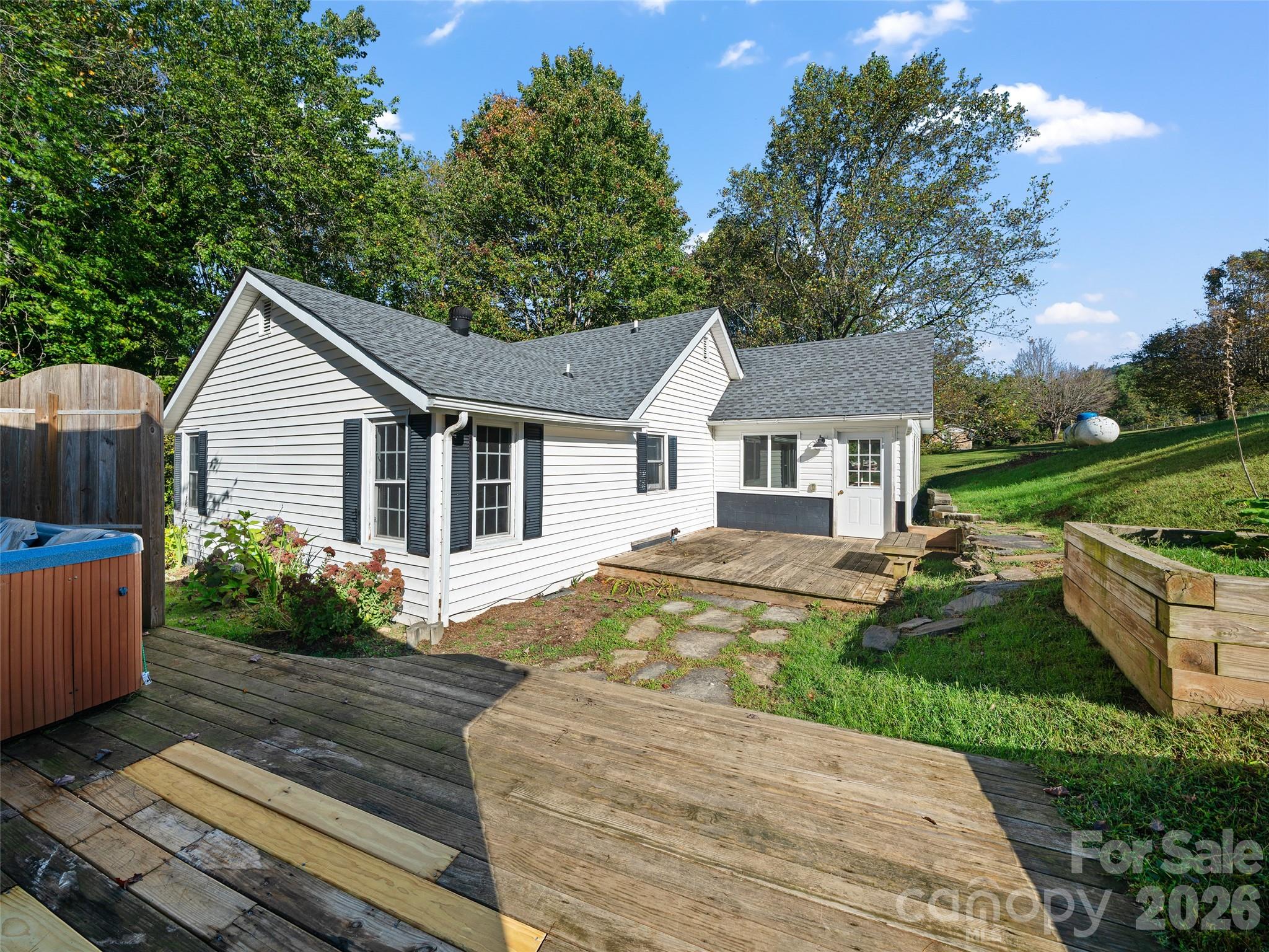 Single Family Residence at 370 Bear Creek Church Road, Bakersville, photo 14 of 19