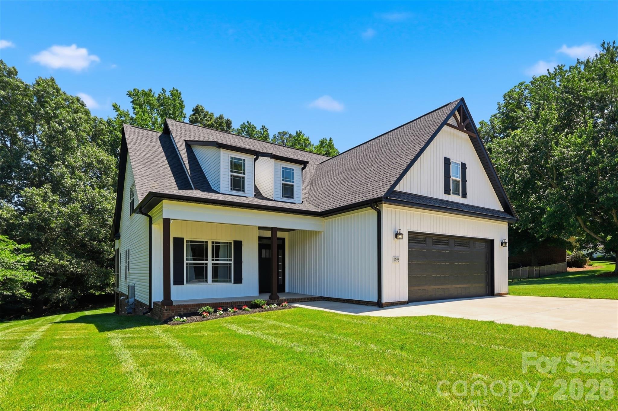 Sitting on a 3rd of an acre home, this home has fantastic curb appeal - 1298 Cole Avenue, Rock Hill