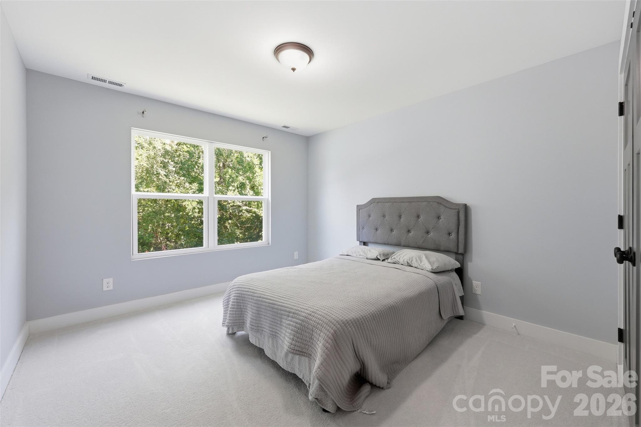Spacious bedrooms - 1298 Cole Avenue, Rock Hill