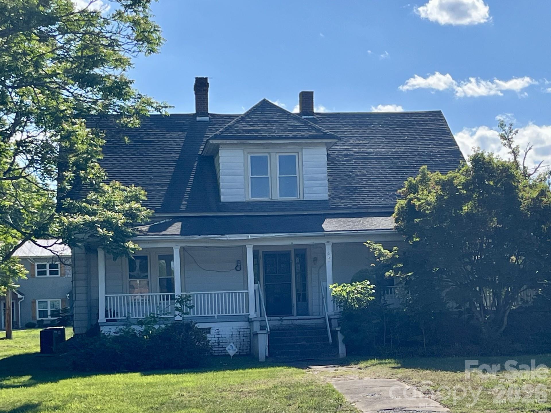 600 Burkemont Avenue - 600 Burkemont Avenue, Morganton