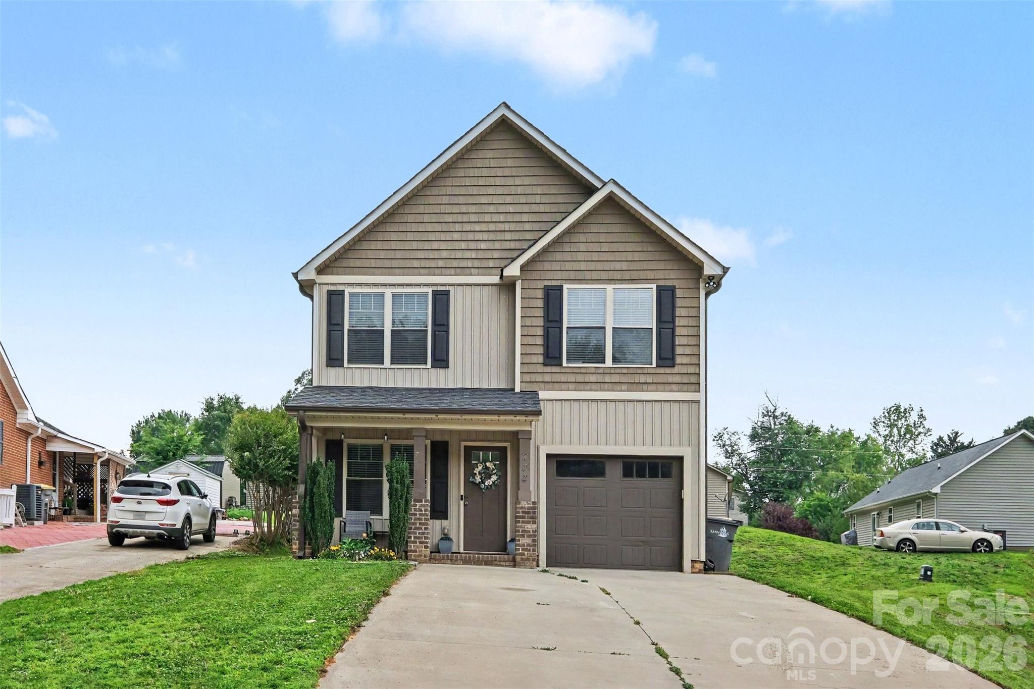 Single Family Residence at 702 Margate Avenue, Kannapolis, photo 2 of 63