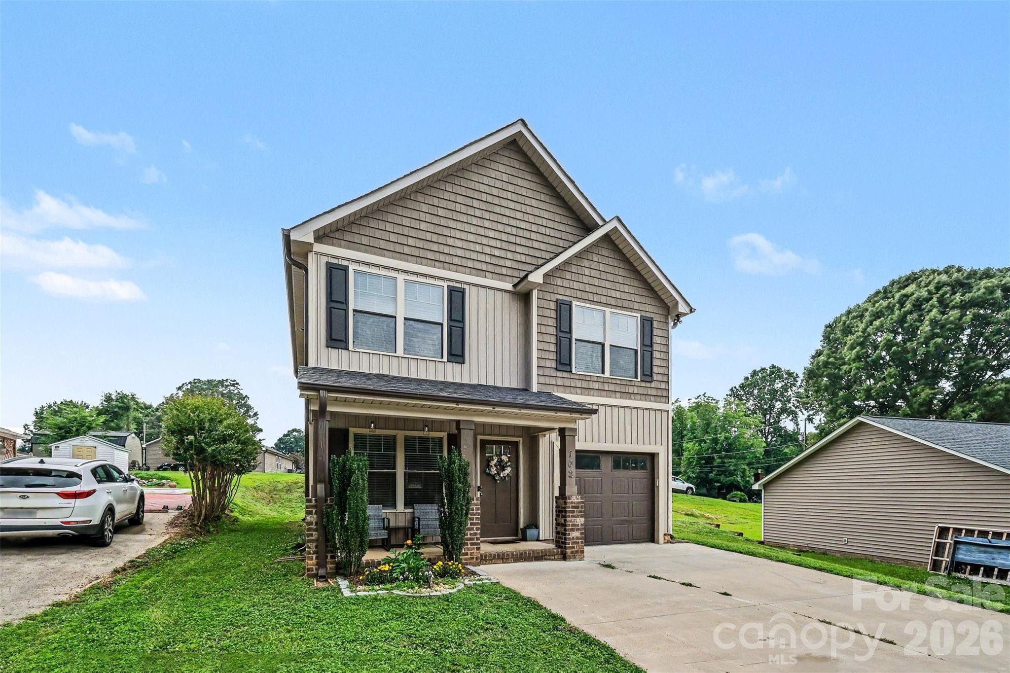 Single Family Residence at 702 Margate Avenue, Kannapolis, photo 4 of 63