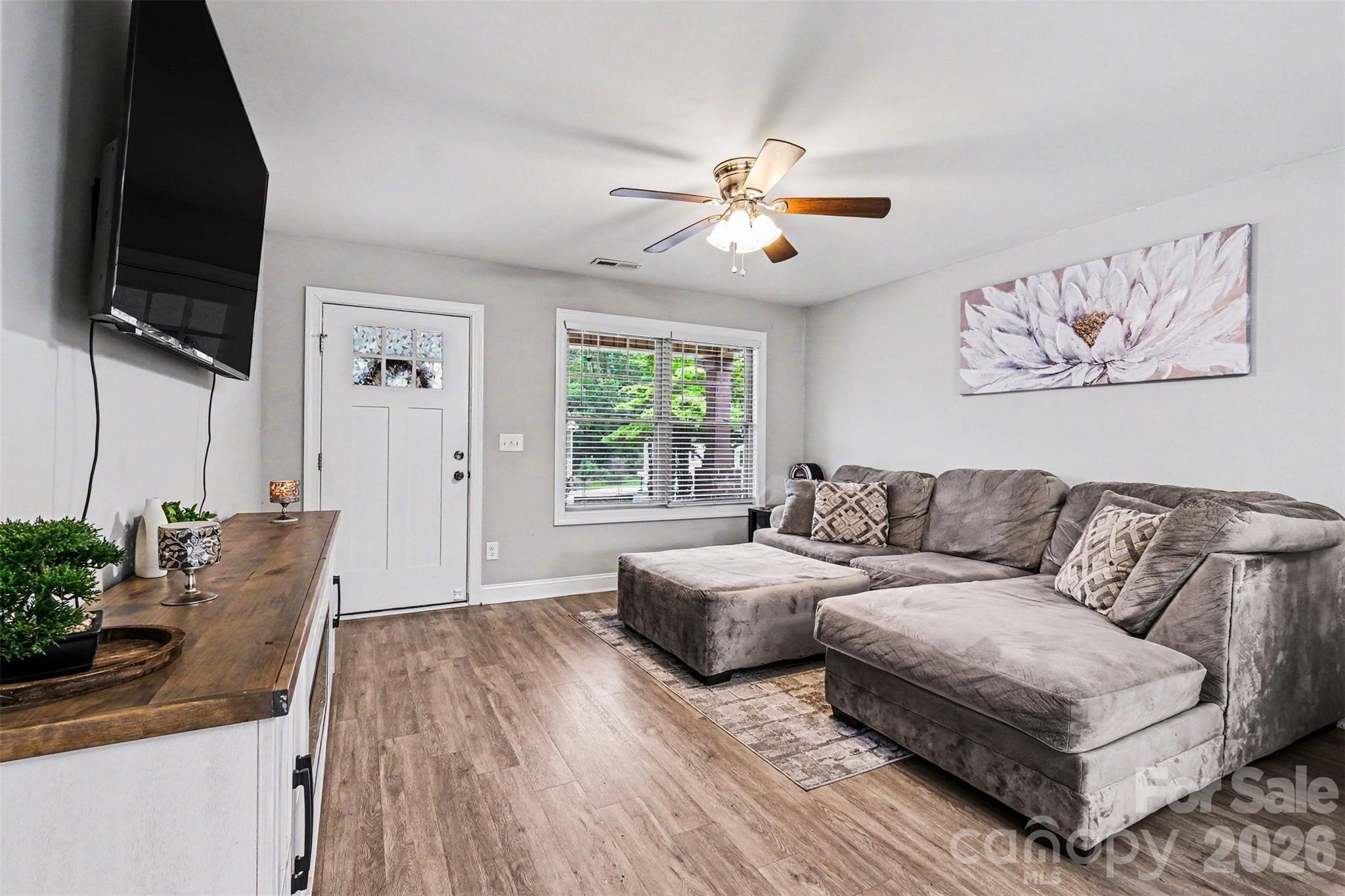 Single Family Residence at 702 Margate Avenue, Kannapolis, photo 11 of 63