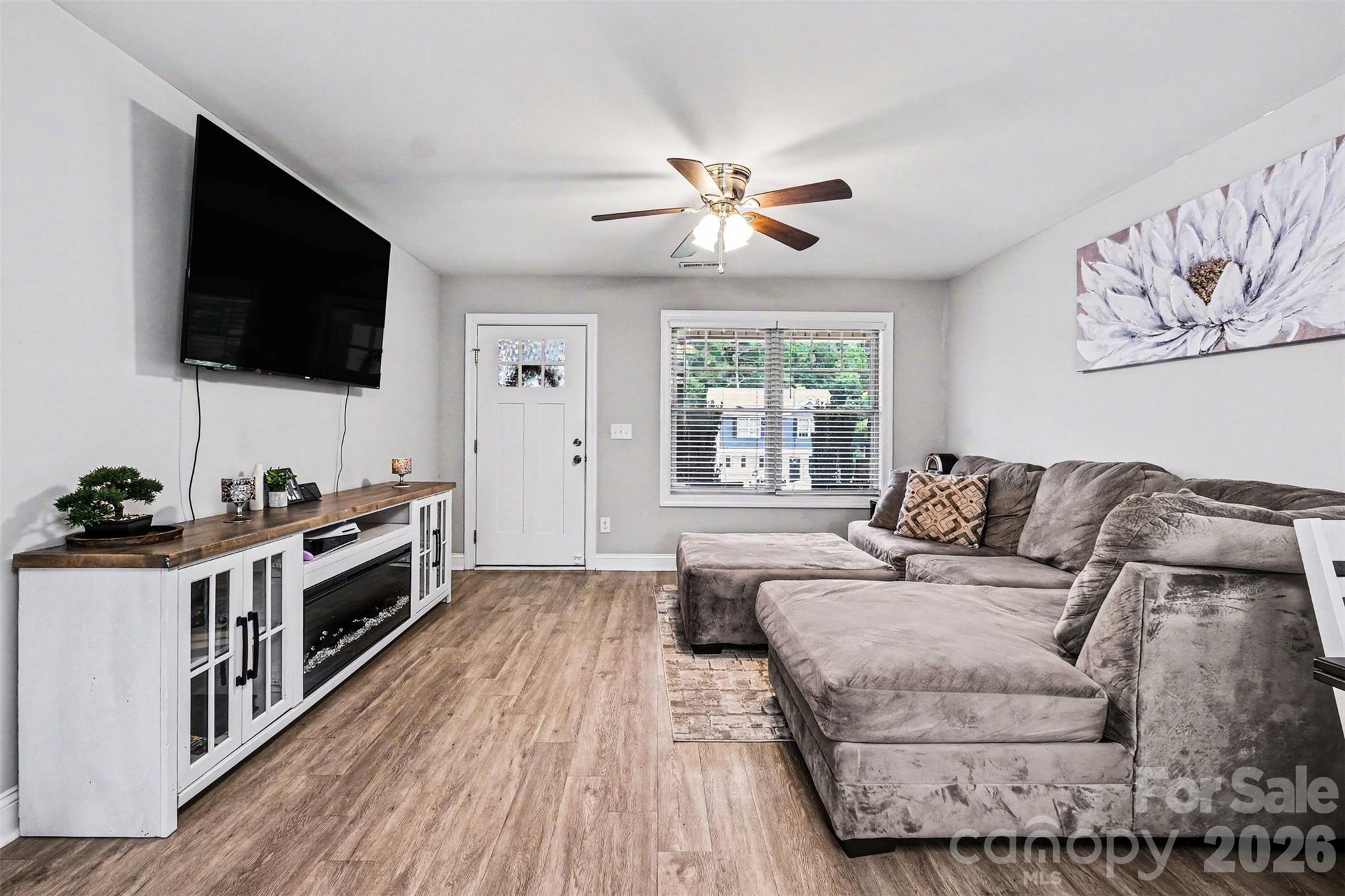 Single Family Residence at 702 Margate Avenue, Kannapolis, photo 13 of 63