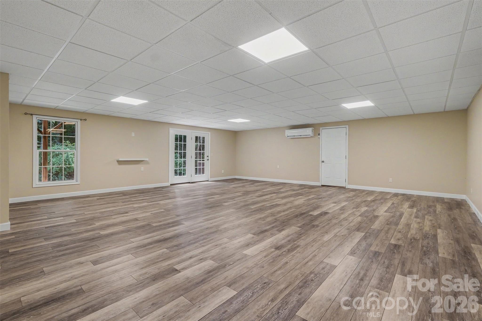 Single Family Residence at 1436 20th Avenue Place NE, Hickory, photo 24 of 38