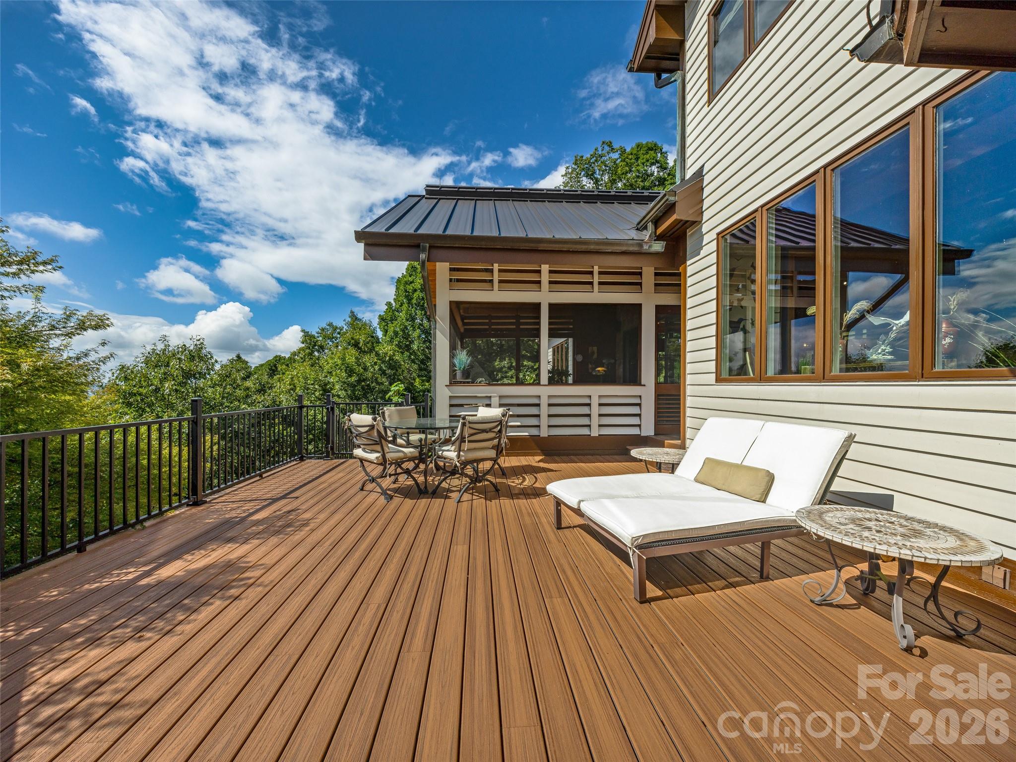 Single Family Residence at 10 Beaverbrook Court, Asheville, photo 10 of 48