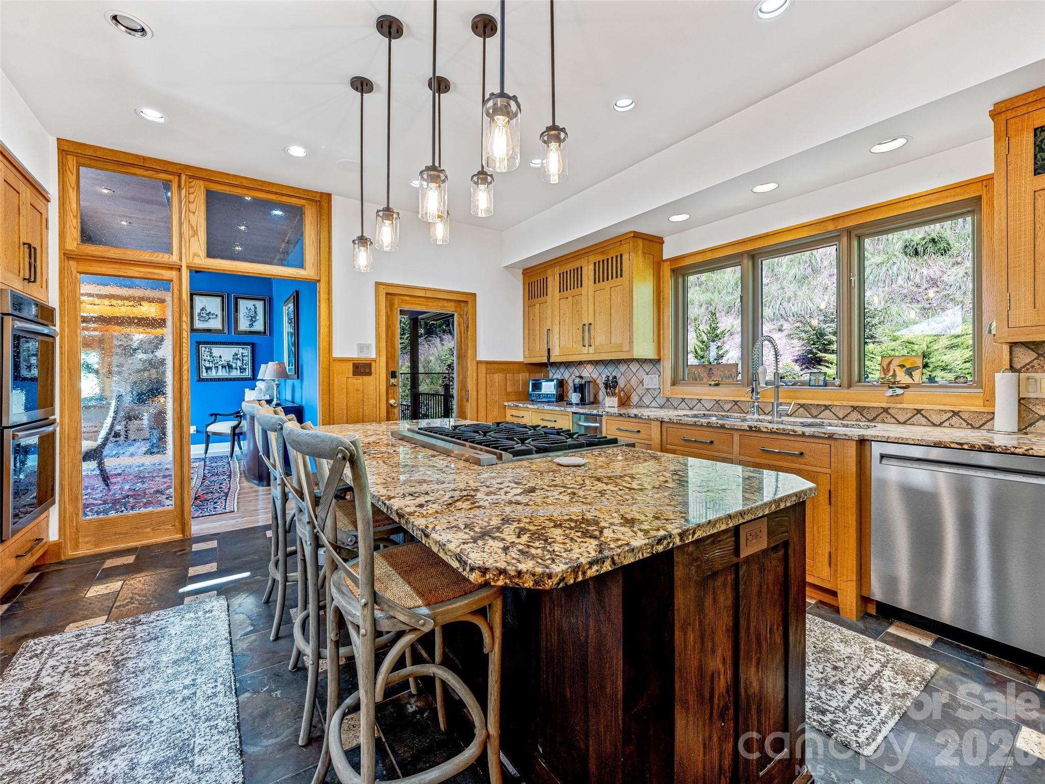 Single Family Residence at 10 Beaverbrook Court, Asheville, photo 15 of 48