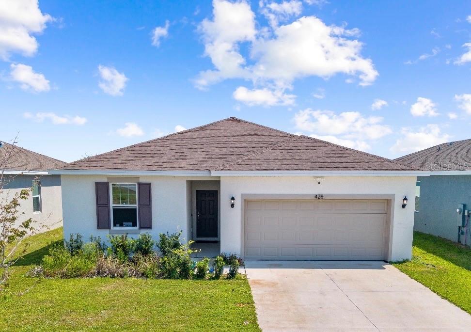 425 SILVER PALM DR