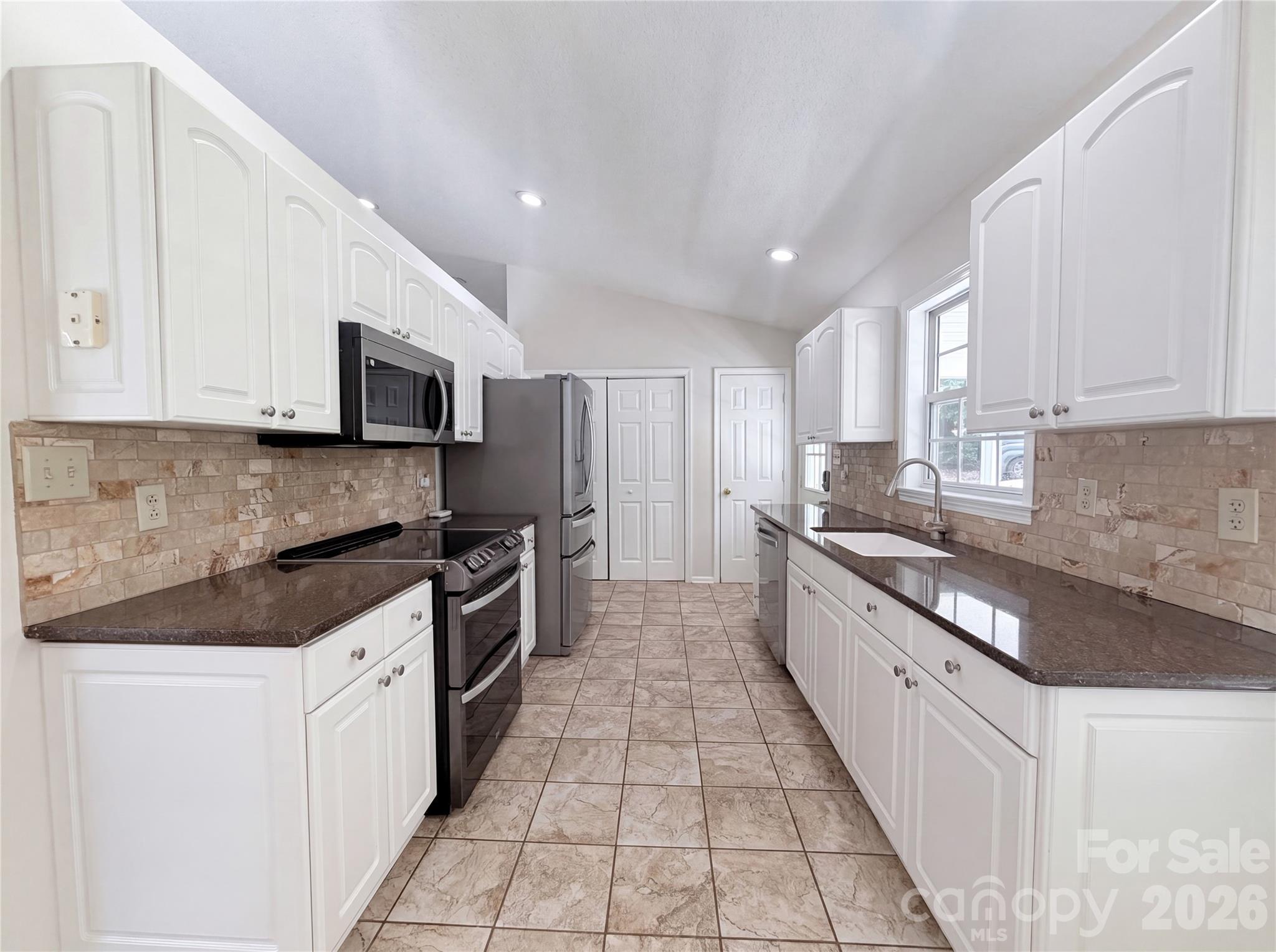 Staged Photo - 221 Grandview Drive, Statesville