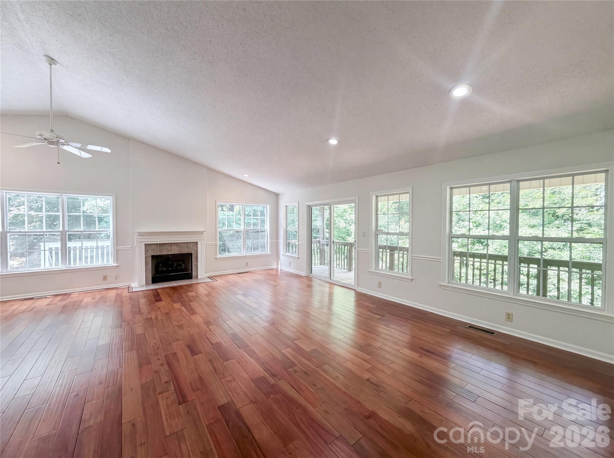 Single Family Residence at 221 Grandview Drive, Statesville, photo 3 of 15