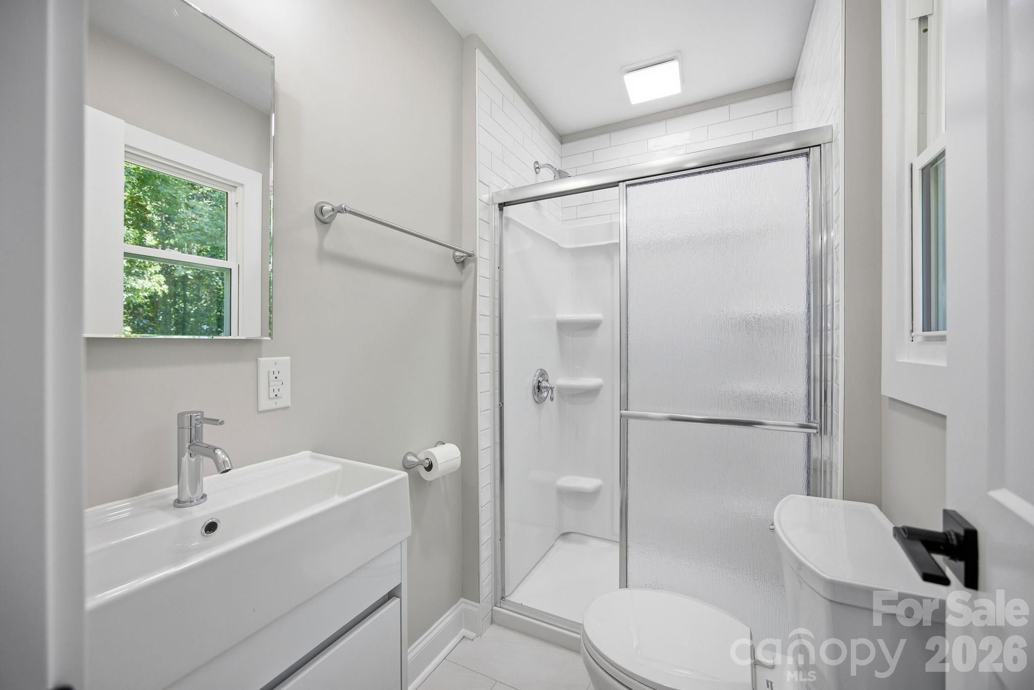 Primary Bath - 413 E Mclelland Avenue, Mooresville