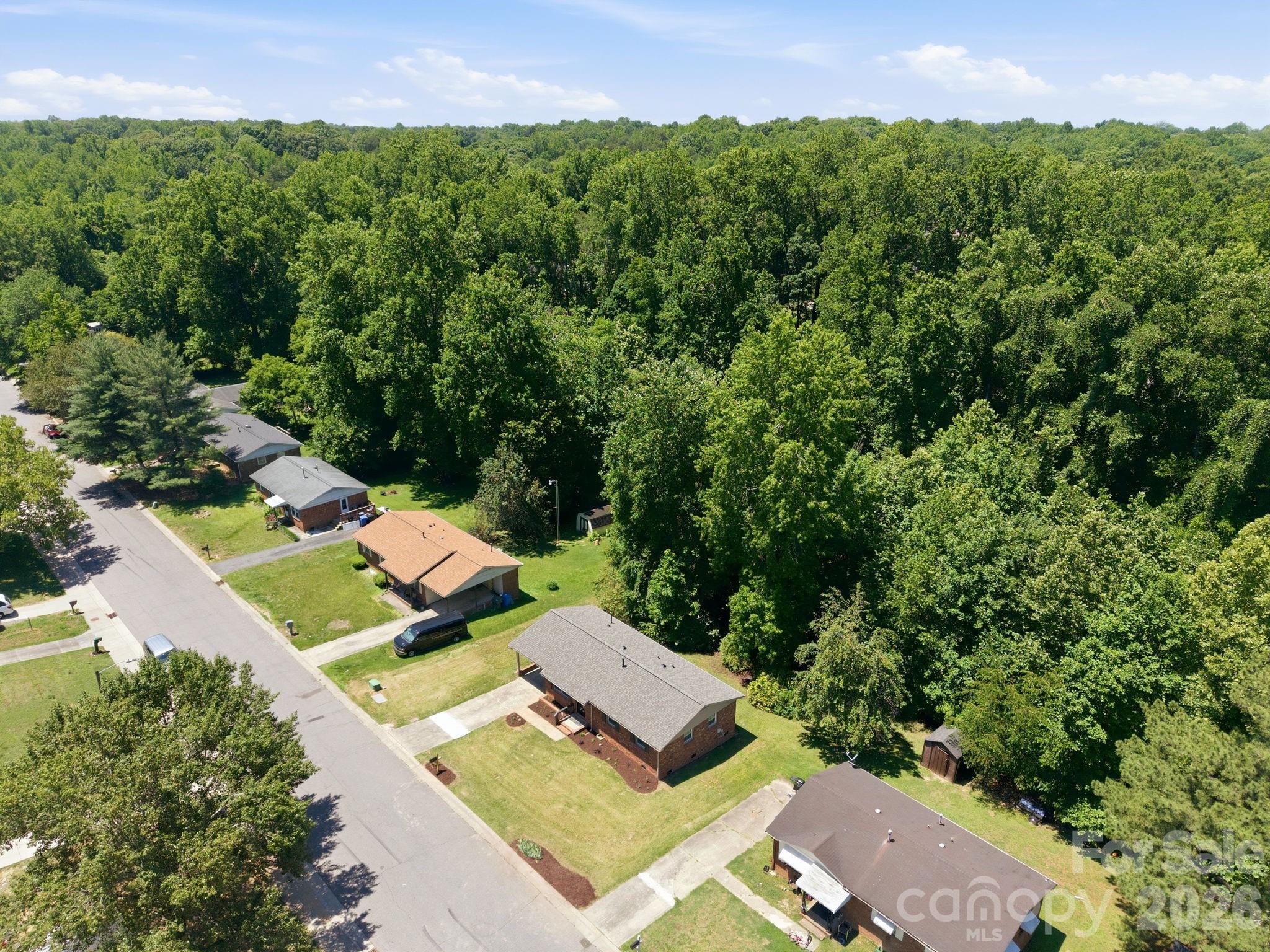 Single Family Residence at 413 E Mclelland Avenue, Mooresville, photo 28 of 32