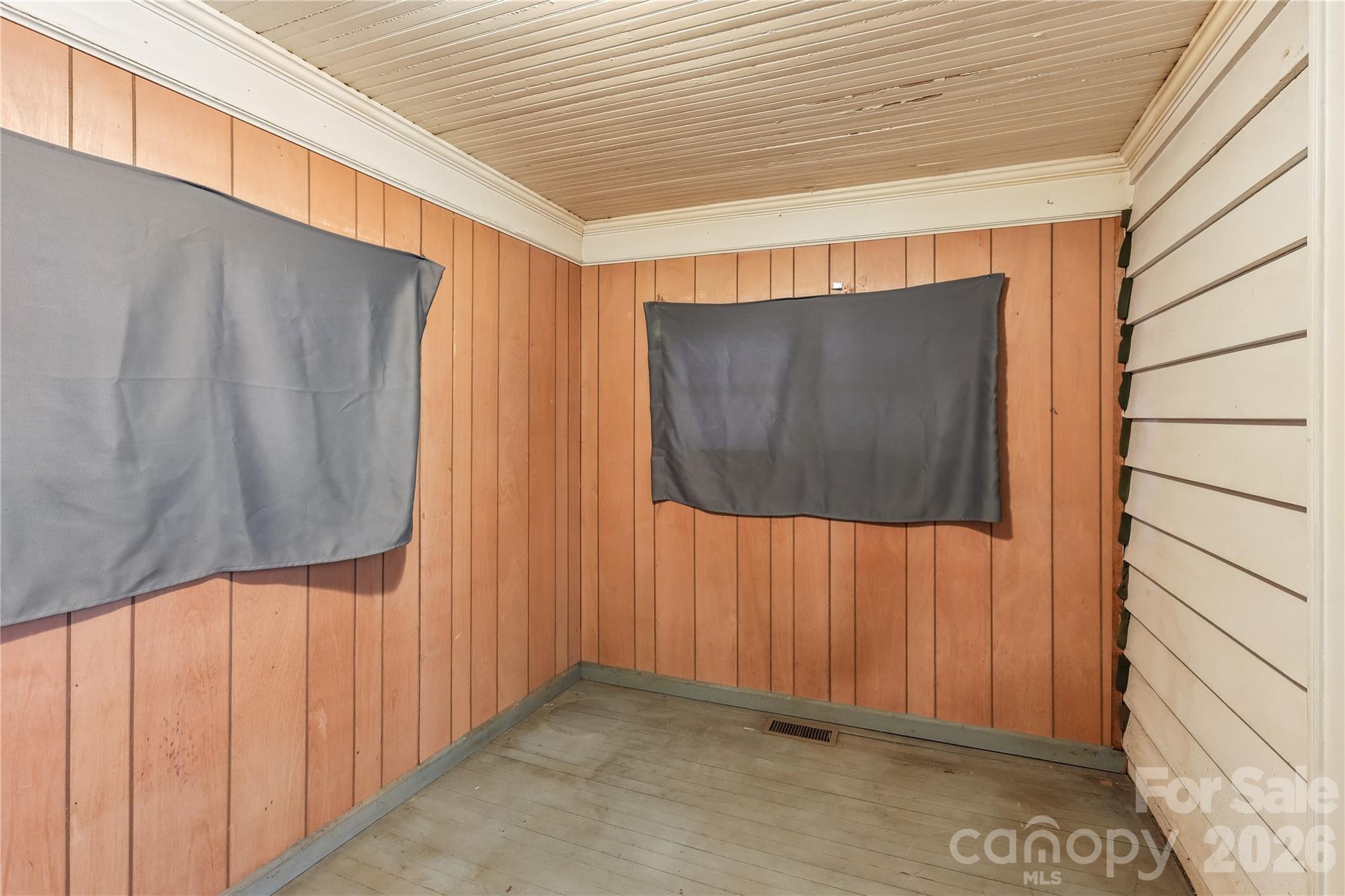 Bonus Room - 1010 Desoto Avenue, Kannapolis