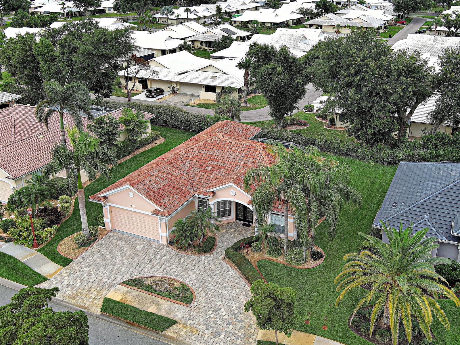 Single Family Residence at 5017 BELLA TERRA DR, VENICE, photo 9 of 82