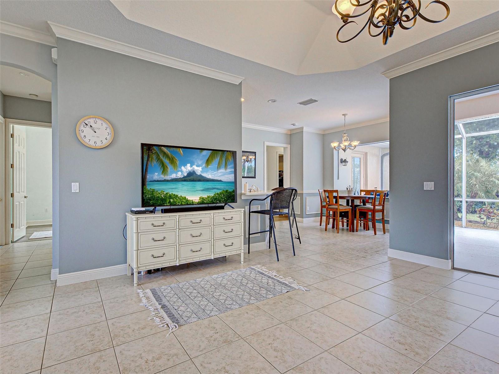 Spacious Great Room - 5017 BELLA TERRA DR, VENICE
