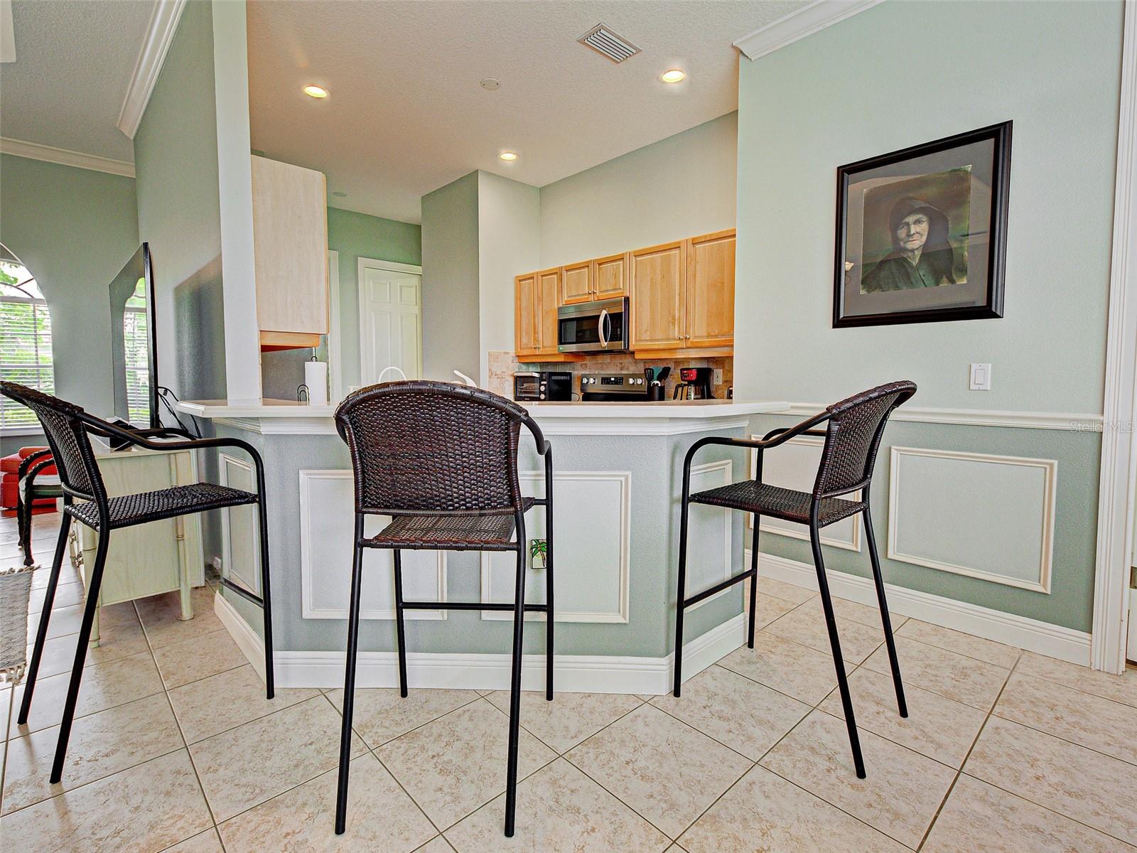 Eat-In Kitchen Area - 5017 BELLA TERRA DR, VENICE