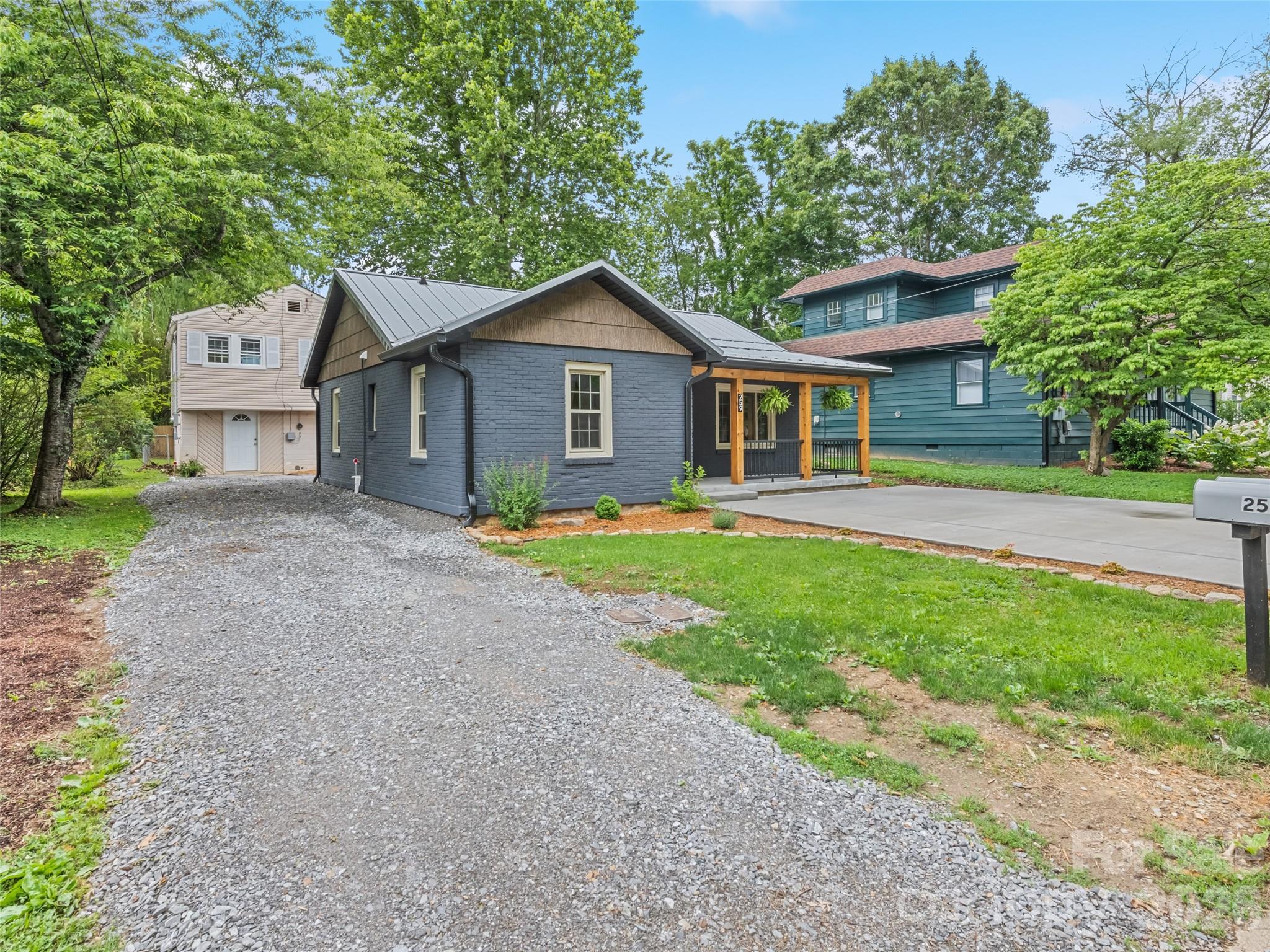 Single Family Residence at 259 & 253 Richland Street, Waynesville, photo 2 of 36