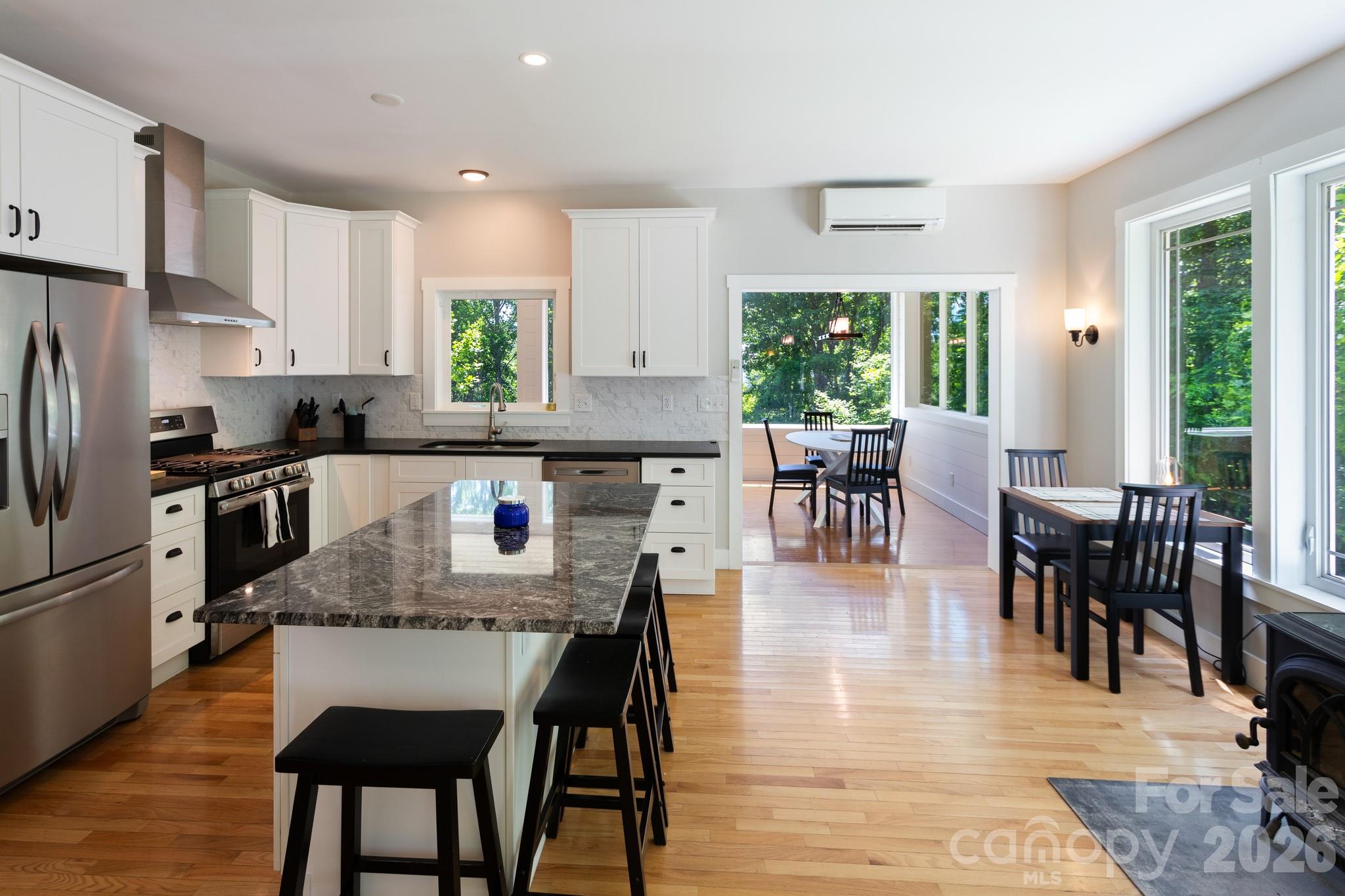 Kitchen - 1621 Upward Way, Waynesville