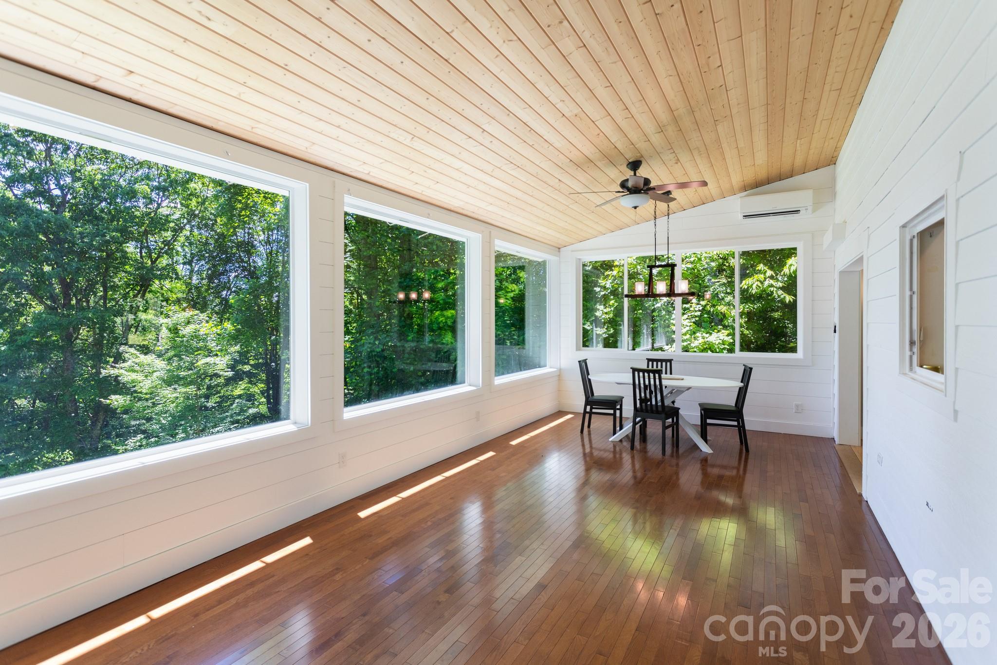 Dining and Living Area - 1621 Upward Way, Waynesville