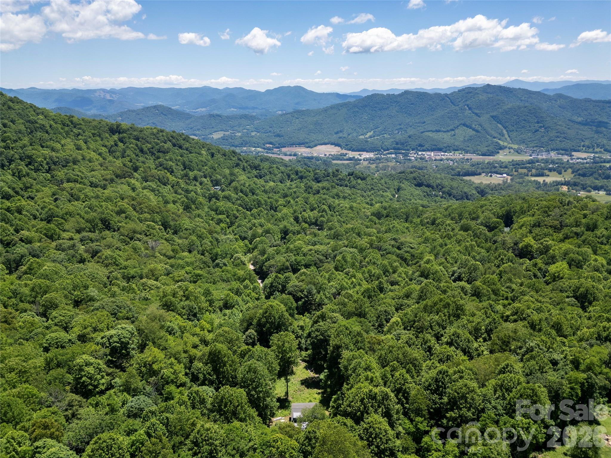 Beautiful Smokey Mountains all around - 1621 Upward Way, Waynesville