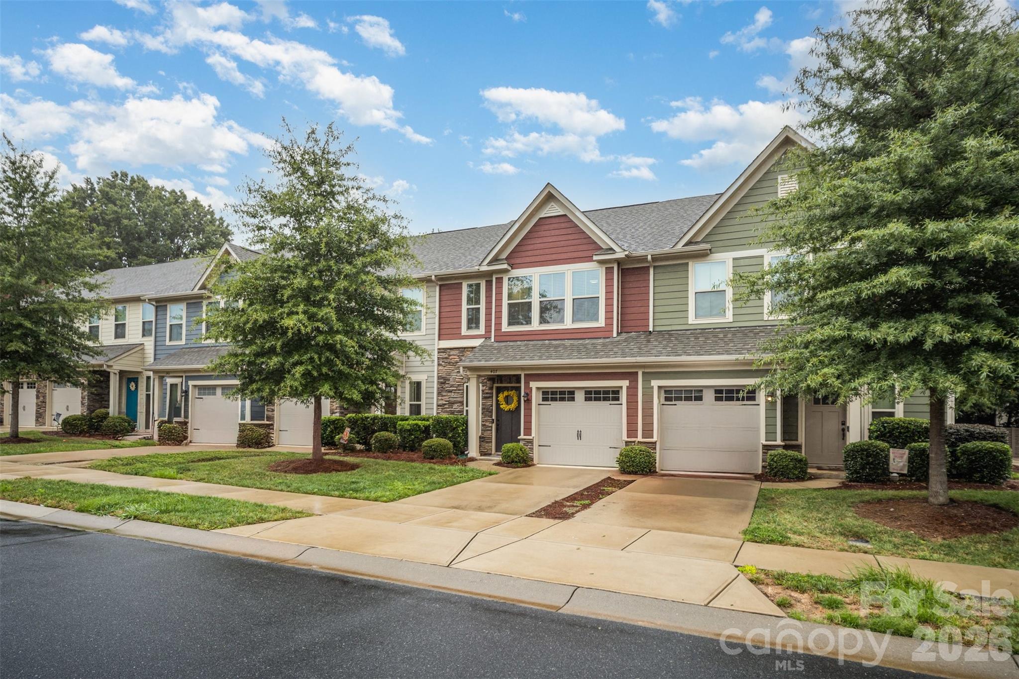 Townhouse at 407 Park Meadows Drive, Matthews, photo 2 of 33