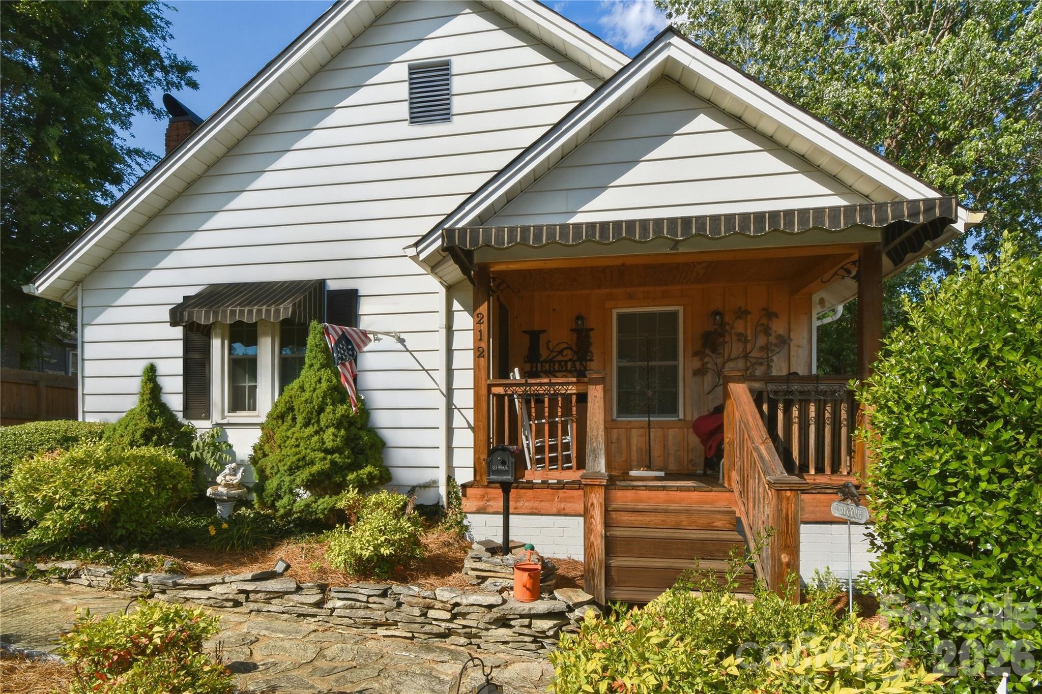 Single Family Residence at 212 Sharon Avenue NW, Lenoir, photo 2 of 52