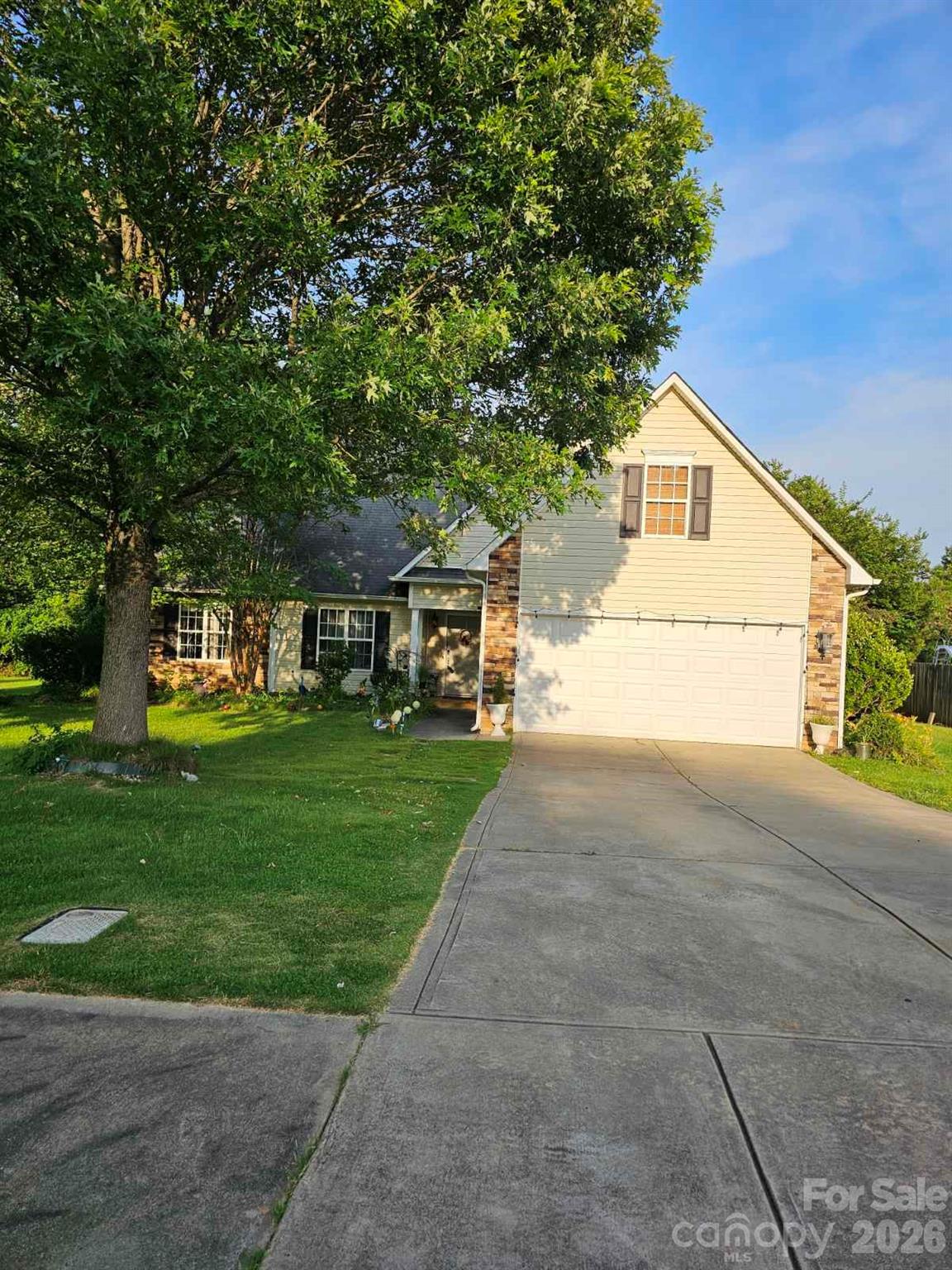 Single Family Residence at 3136 Blueberry Drive, Monroe, photo 2 of 32