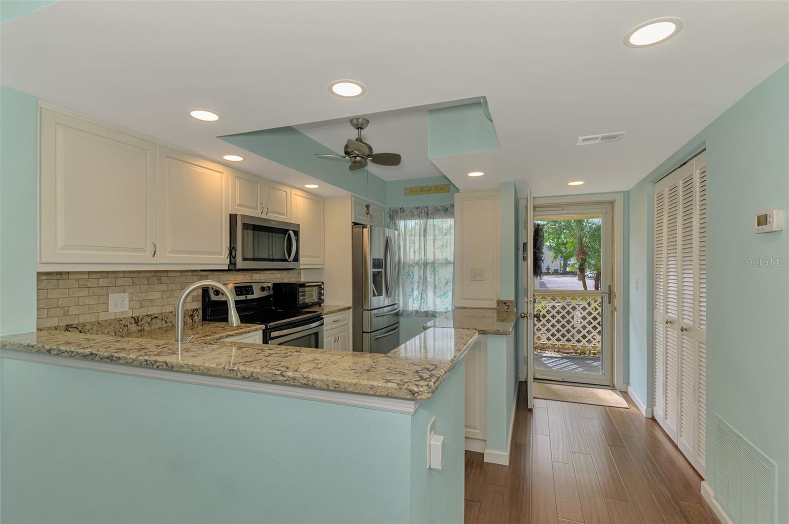 Condominium at 433 CERROMAR LN #341, VENICE, photo 6 of 40