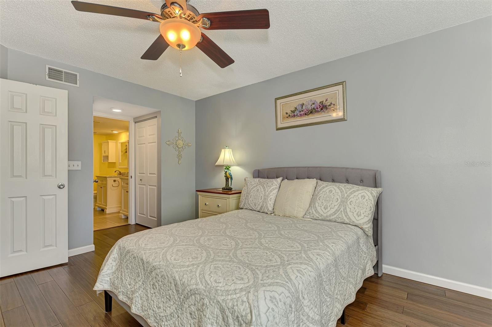 Condominium at 433 CERROMAR LN #341, VENICE, photo 17 of 40