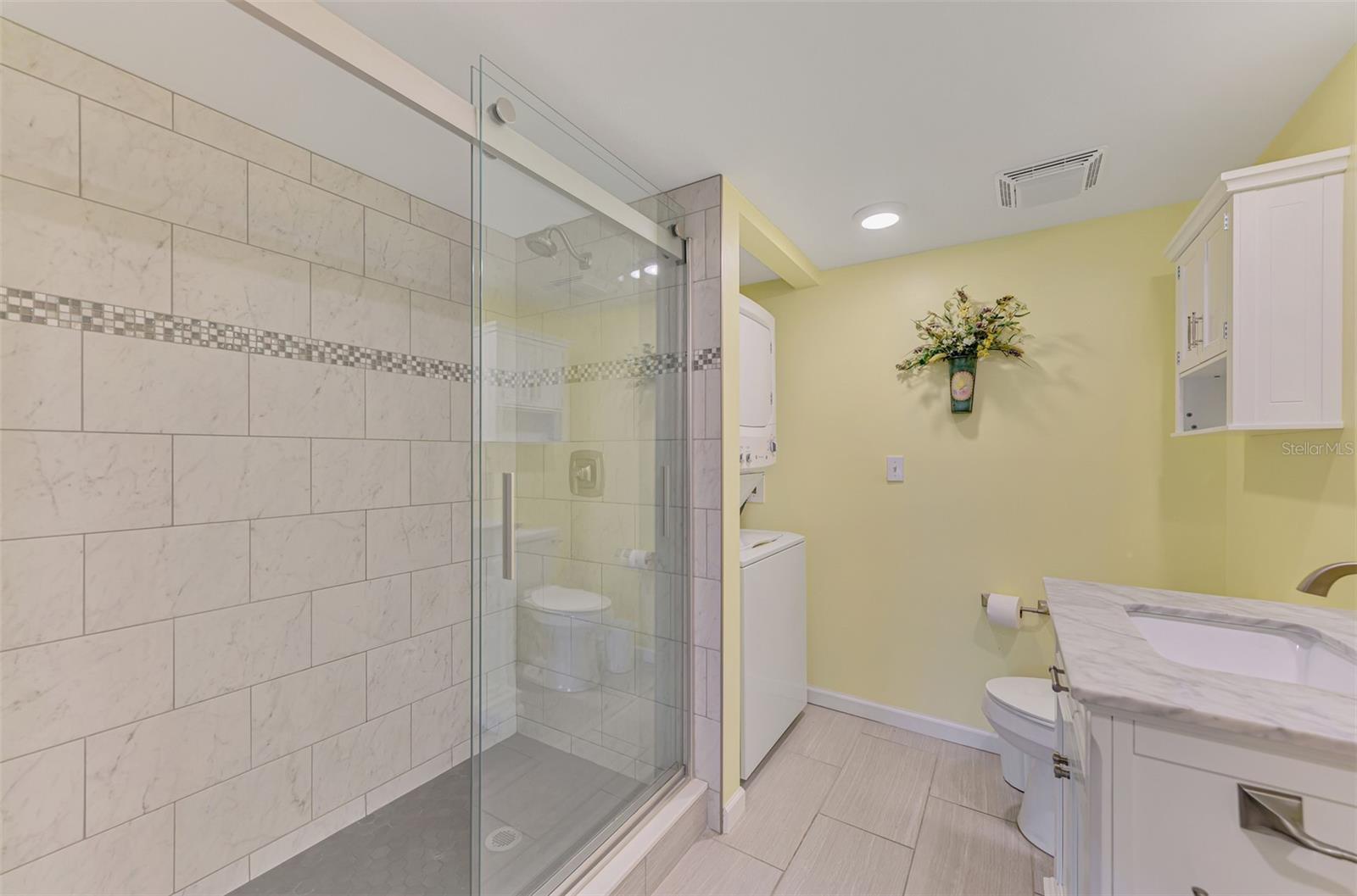 Condominium at 433 CERROMAR LN #341, VENICE, photo 20 of 40