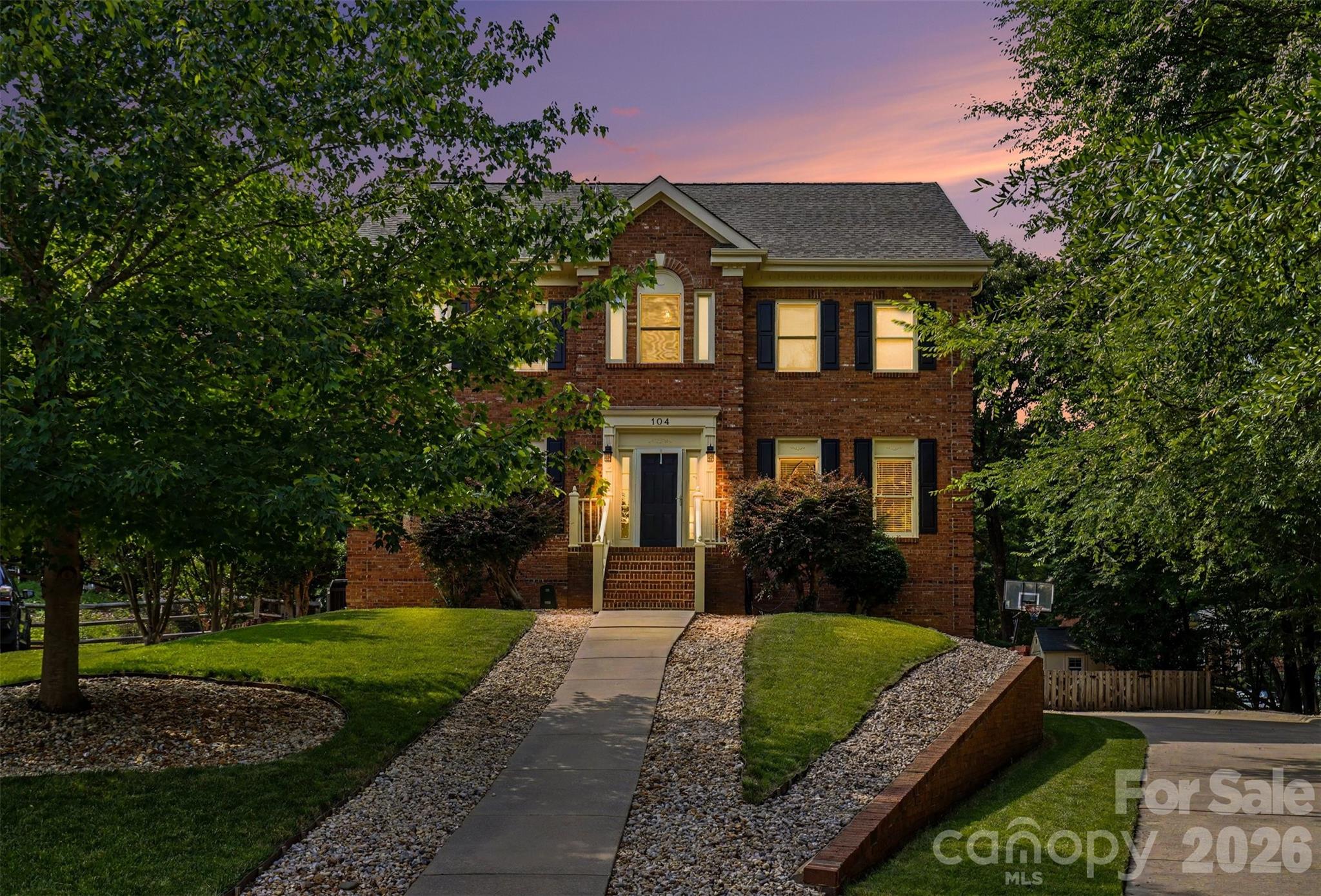 Single Family Residence at 104 Southern Cross Lane, Matthews, photo 32 of 34