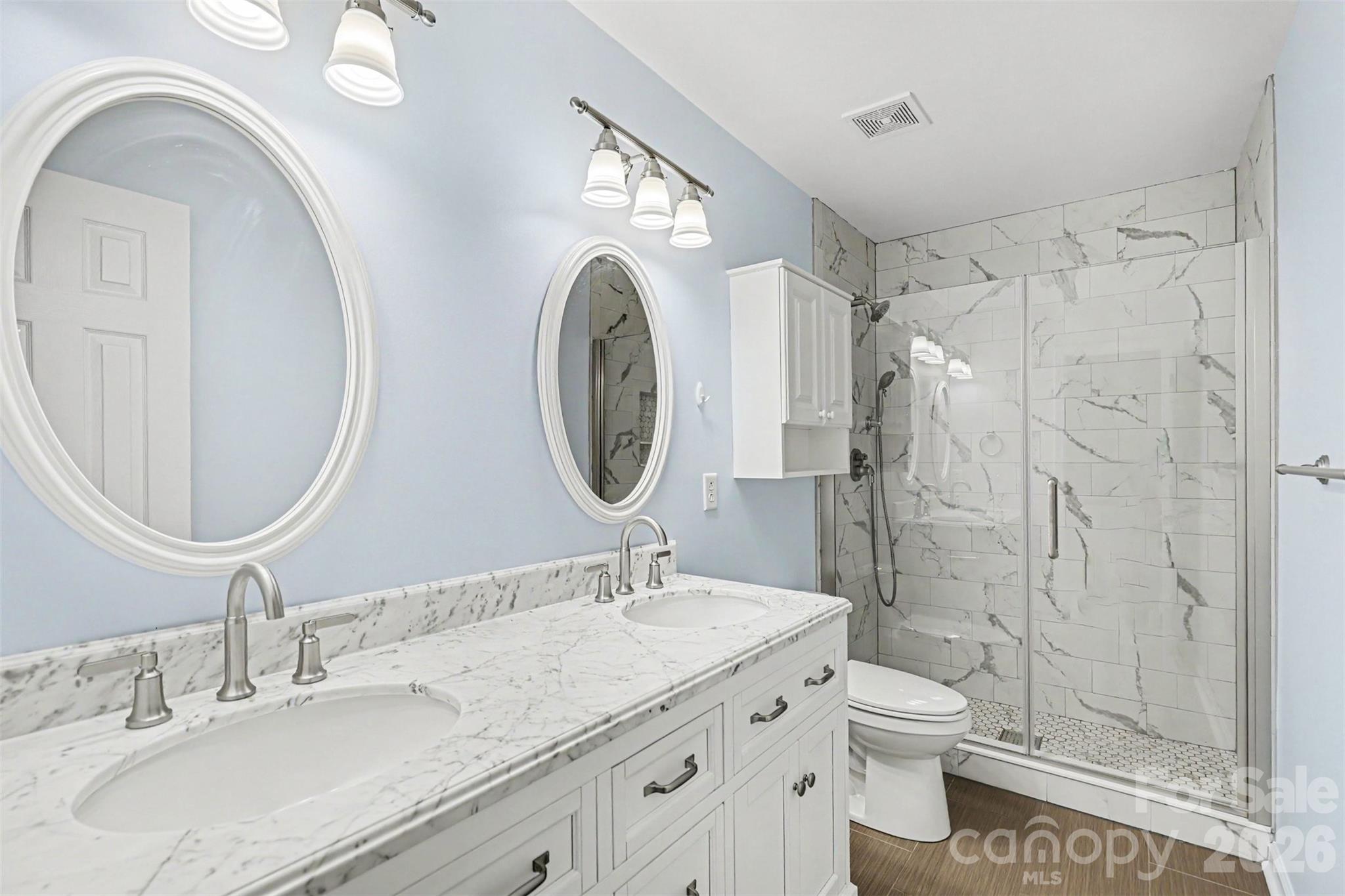 Single Family Residence at 104 Southern Cross Lane, Matthews, photo 20 of 34