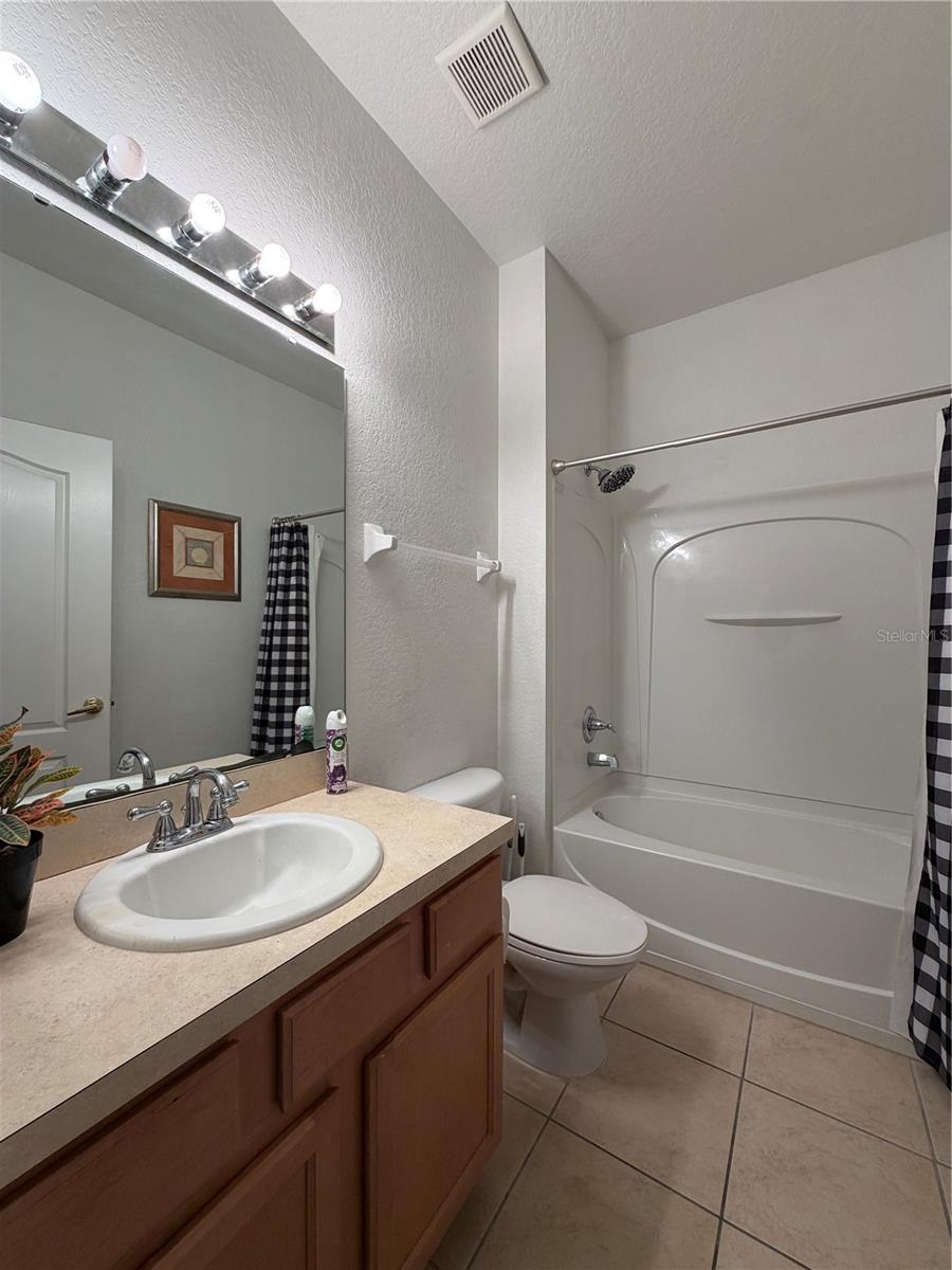 Townhouse at 2425 CARAVELLE CIR, KISSIMMEE, photo 28 of 37
