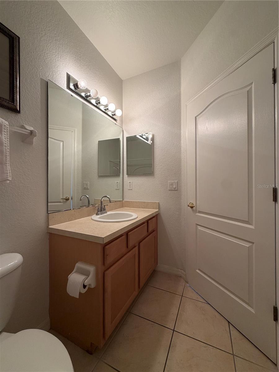 Townhouse at 2425 CARAVELLE CIR, KISSIMMEE, photo 33 of 37
