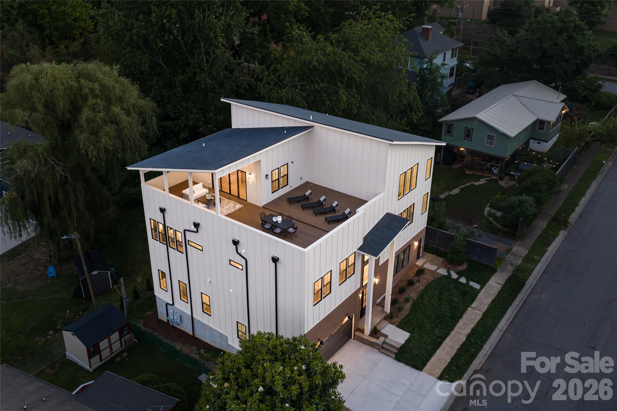 Duplex at 6 Dailey Drive, Asheville, photo 4 of 46