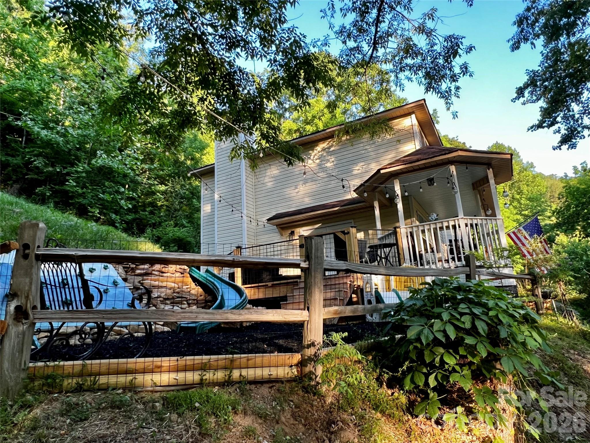 Single Family Residence at 747 Osborne Road, Clyde, photo 35 of 40