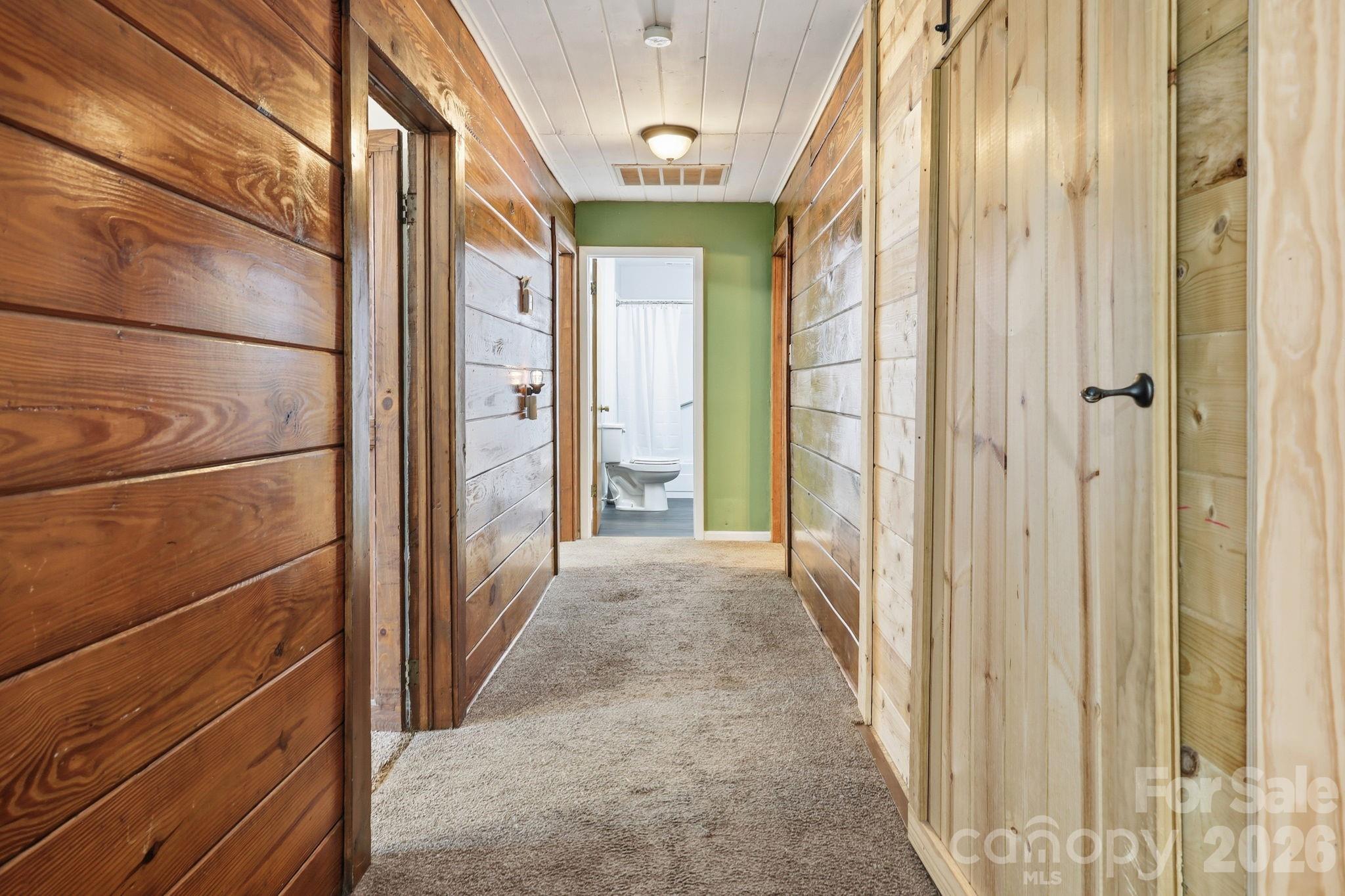 Single Family Residence at 226 Vance Avenue, Black Mountain, photo 7 of 39
